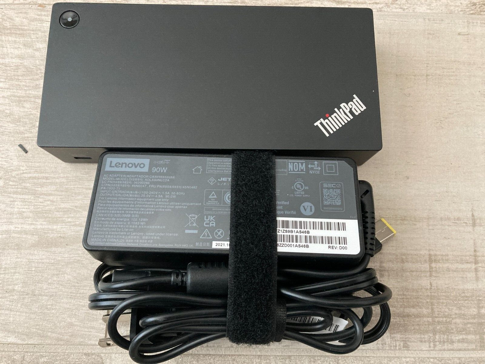 Cheap Lenovo ThinkPad USB C Dock Gen 2 Type 40AS with Power  Adapter charger