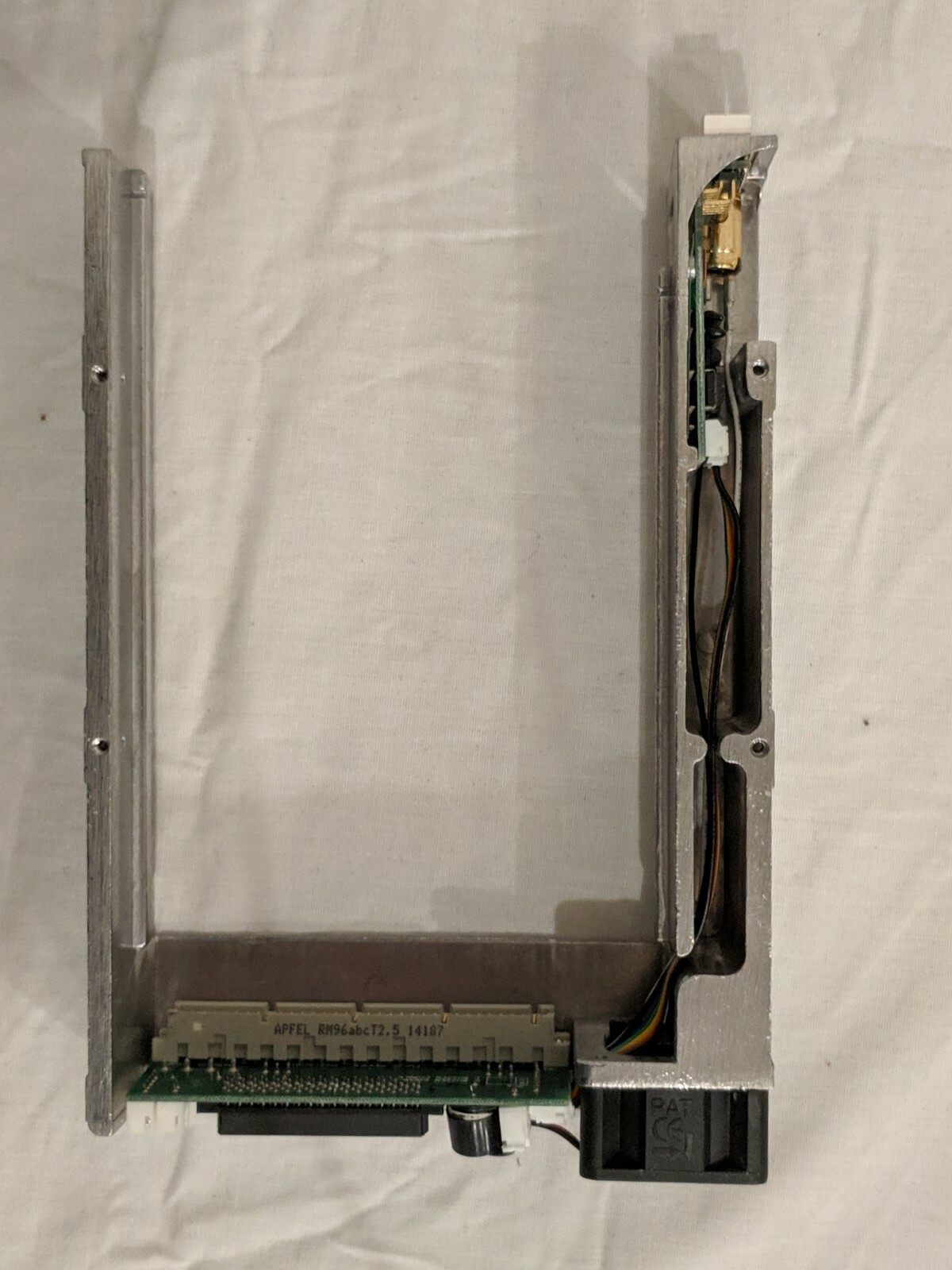 CRU INC DATA PORT MODEL V- FRAME REMOVABLE STORAGE MODULE HARD DISKS 6.75 X 8.75