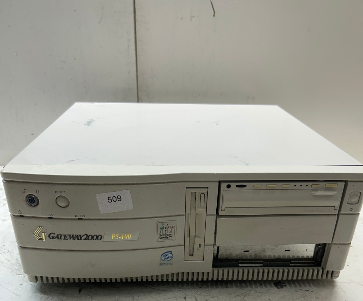 Gateway 2000 P5-100 Intel Pentium 100MHz 15MB NO HDD