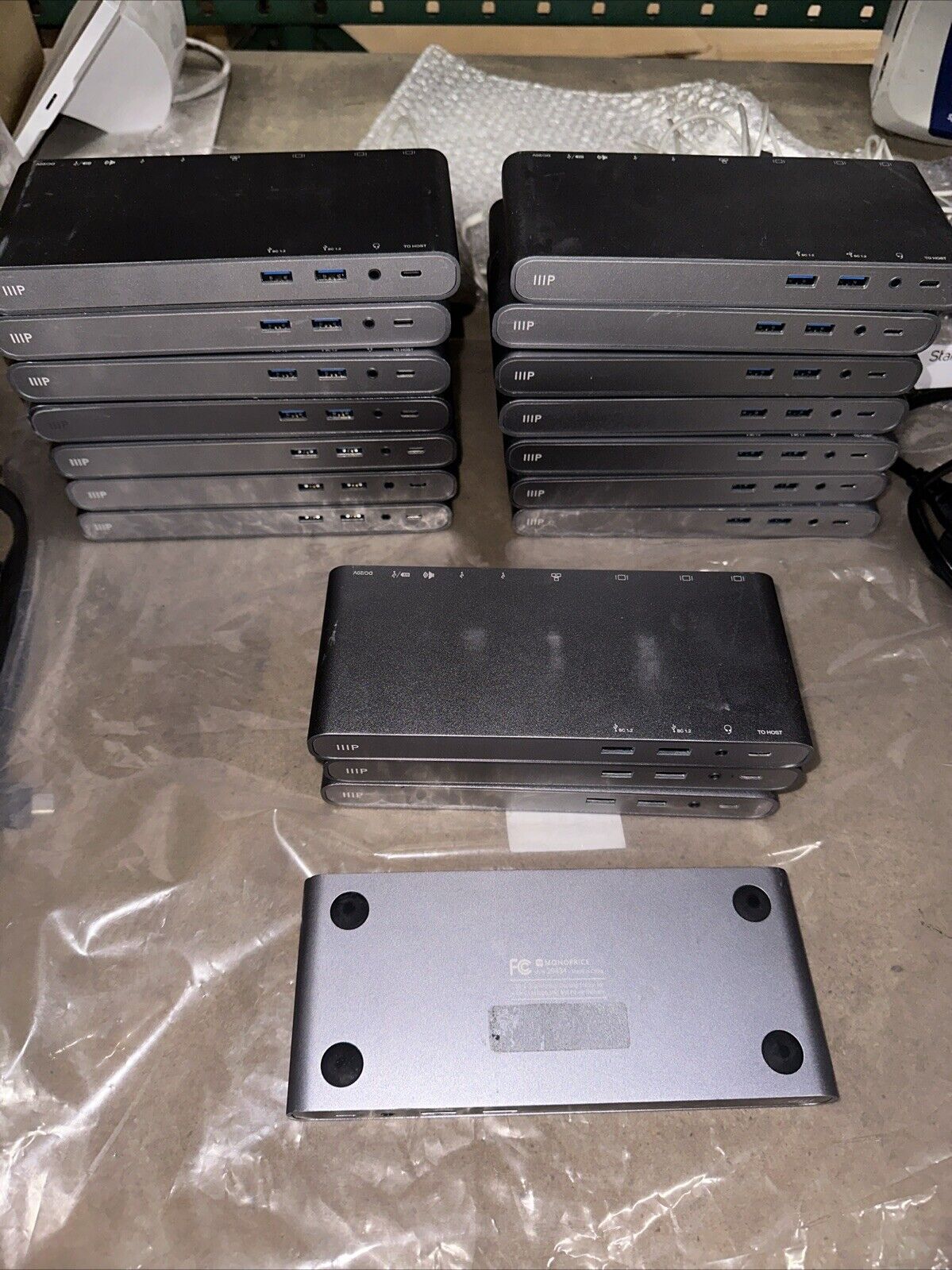 Lot of 18 Monoprice USB-C Dual-Monitor Docking Station 29434