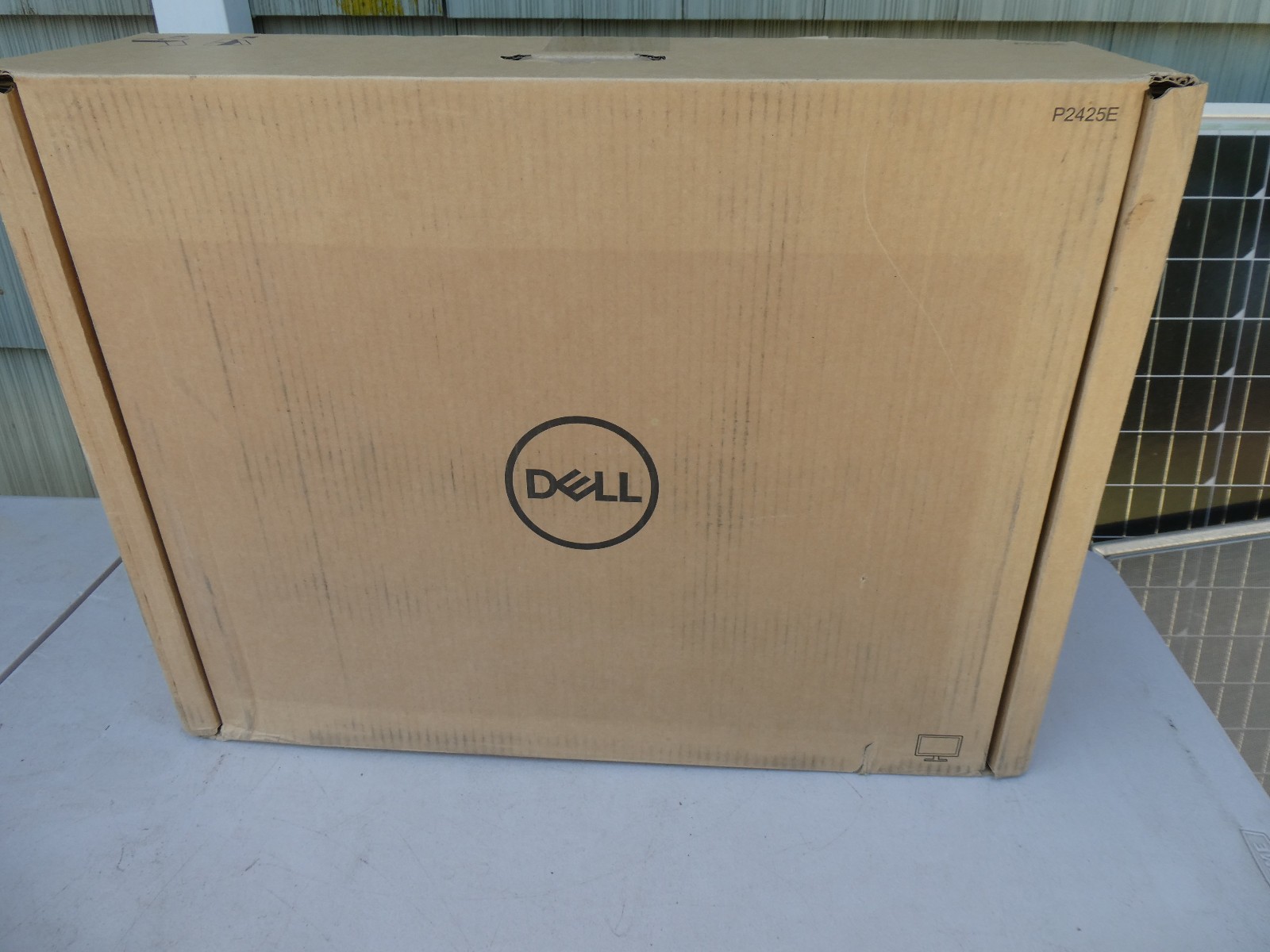 🍀 NEW Dell Pro Plus P2425E 24" USB-C Hub LED LCD Monitor WUXGA PLEASE READ