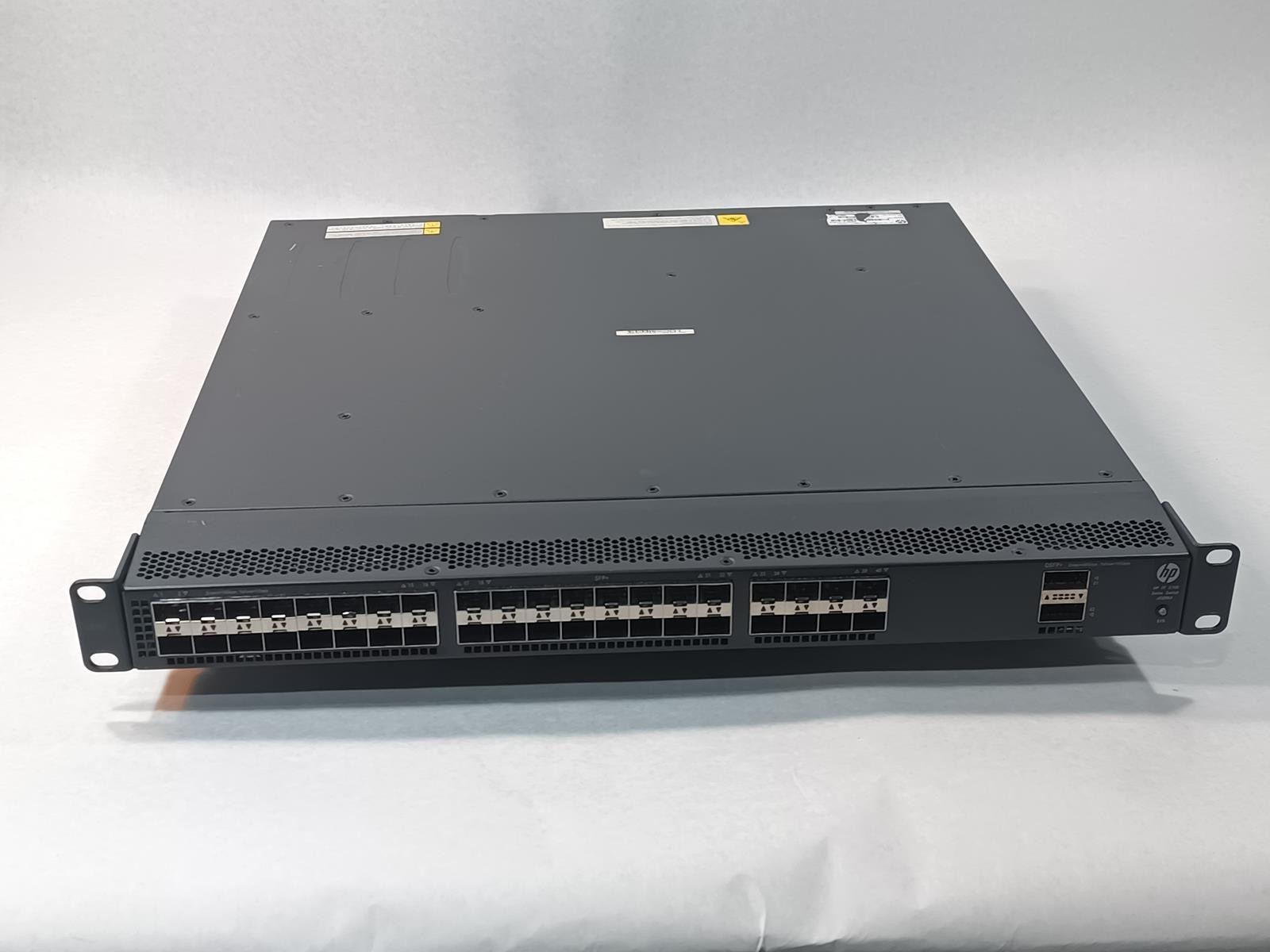 HP FLEXFABRIC FF 5700-40XG-2QSFP+ SWITCH JG896A