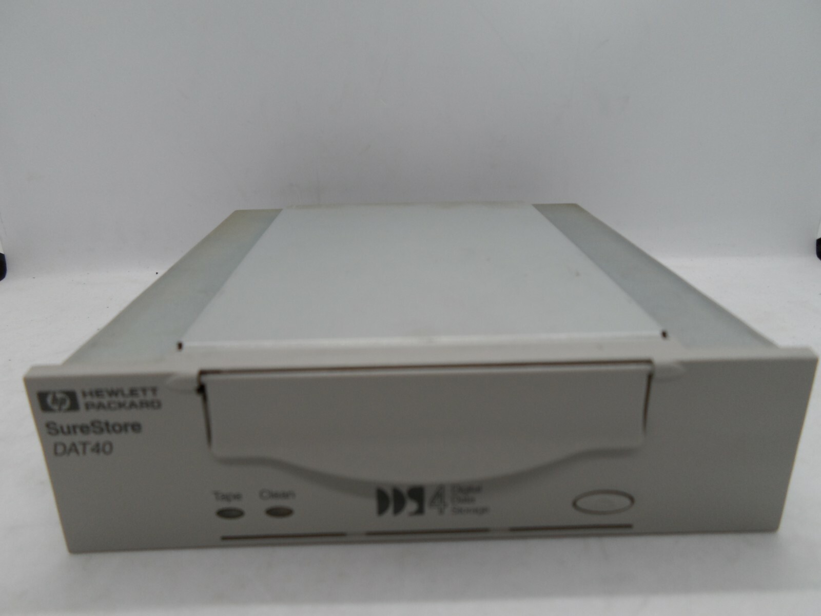 HP DDS4 DAT40 20/40GB HP C5686-60003 C5686A internal Grey Color Tape Drive