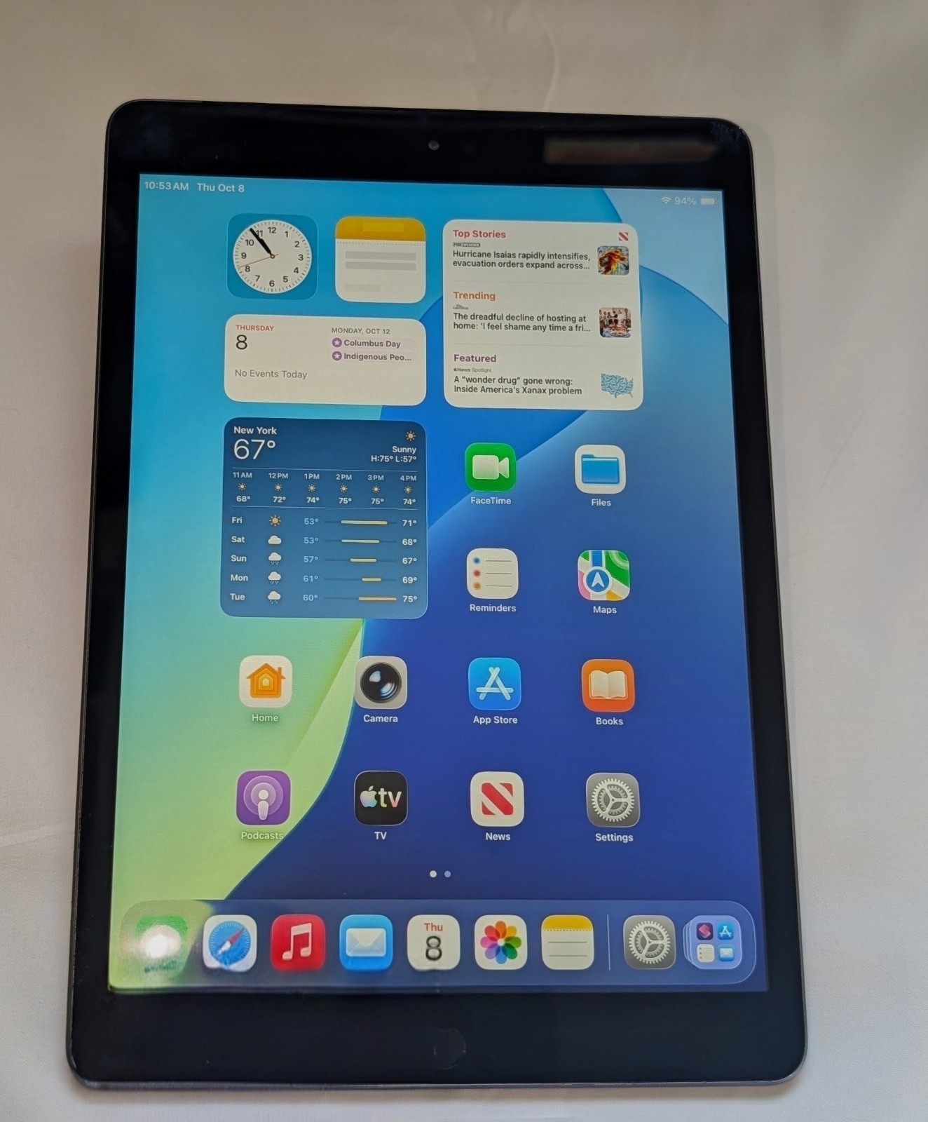Excellent Condition GRAY APPLE iPad 8 8th GEN 32GB WIFI + 4G CELLULAR UNLOCKED