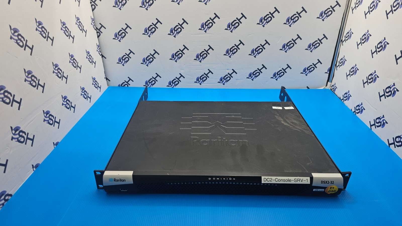 Raritan DSX2-32 Dominion 32-Ports 1U Rack Mount Console Server