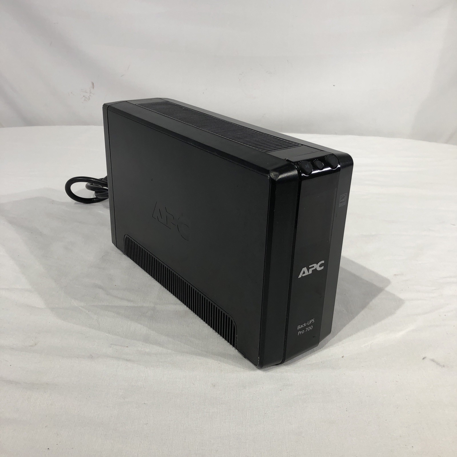 APC Back-UPS Pro 700 Model Number BR700G - No Battery Included