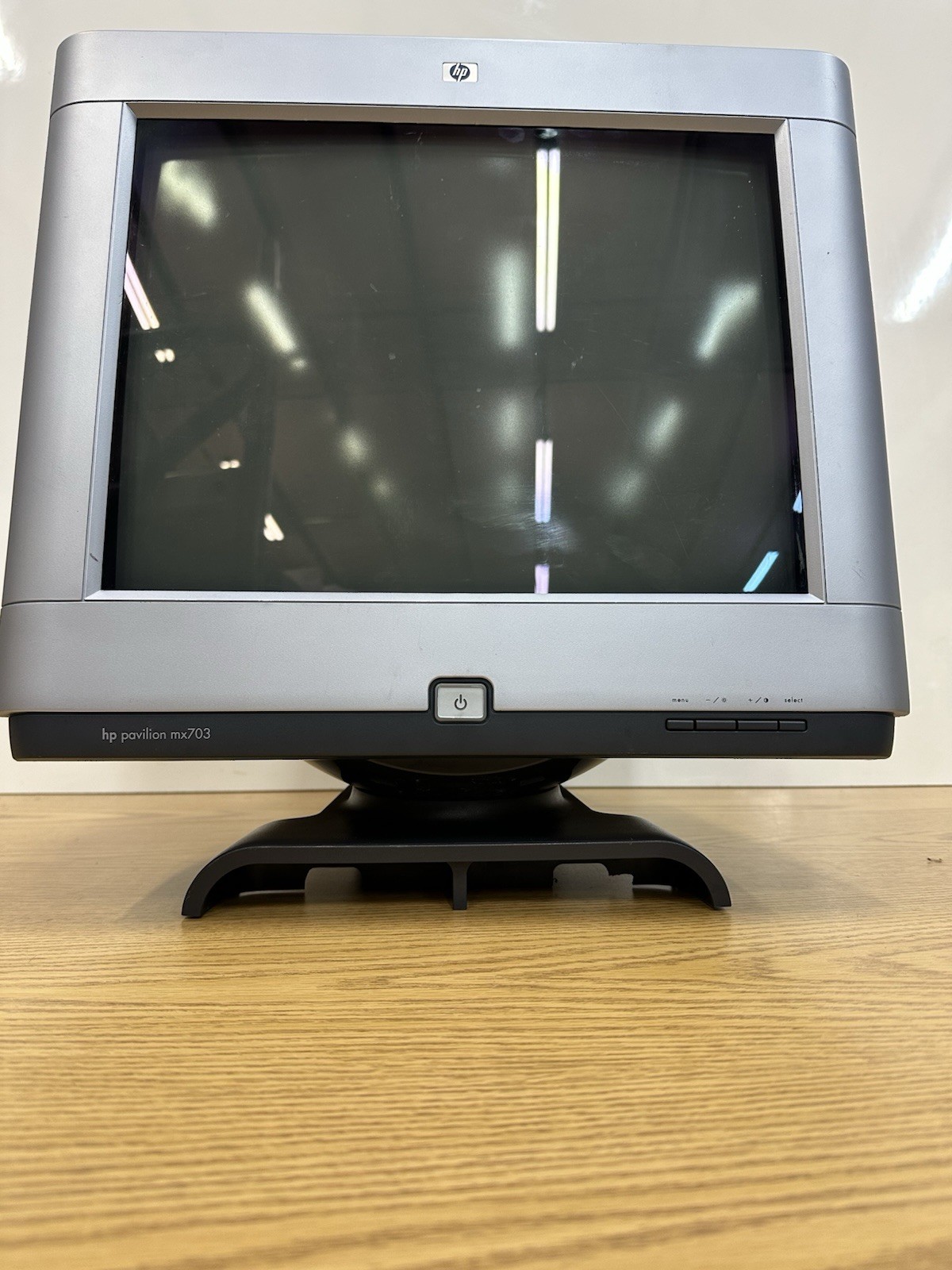 HP Pavilion mx703 PE1168 17" Flat CRT Tube VGA Color Computer Monitor TESTED