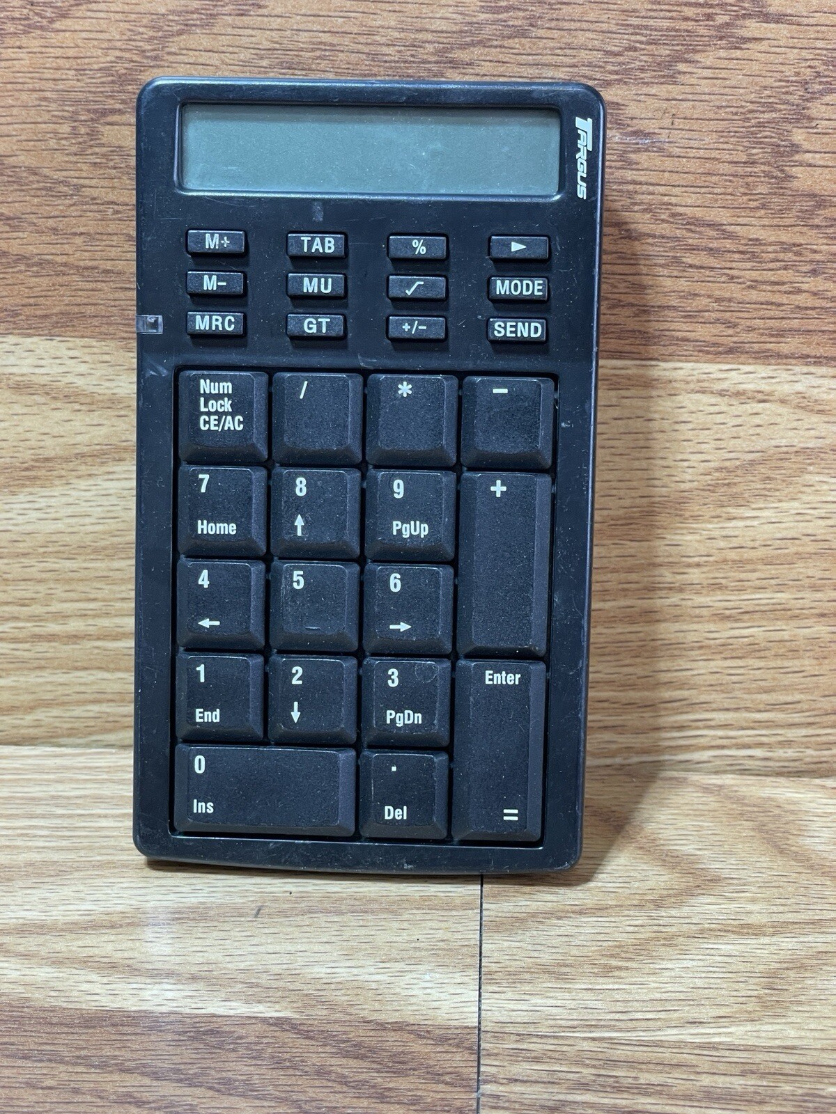 Targus PAUK001 Black Numeric Keypad USB Retractable Calculator for PC & Laptop