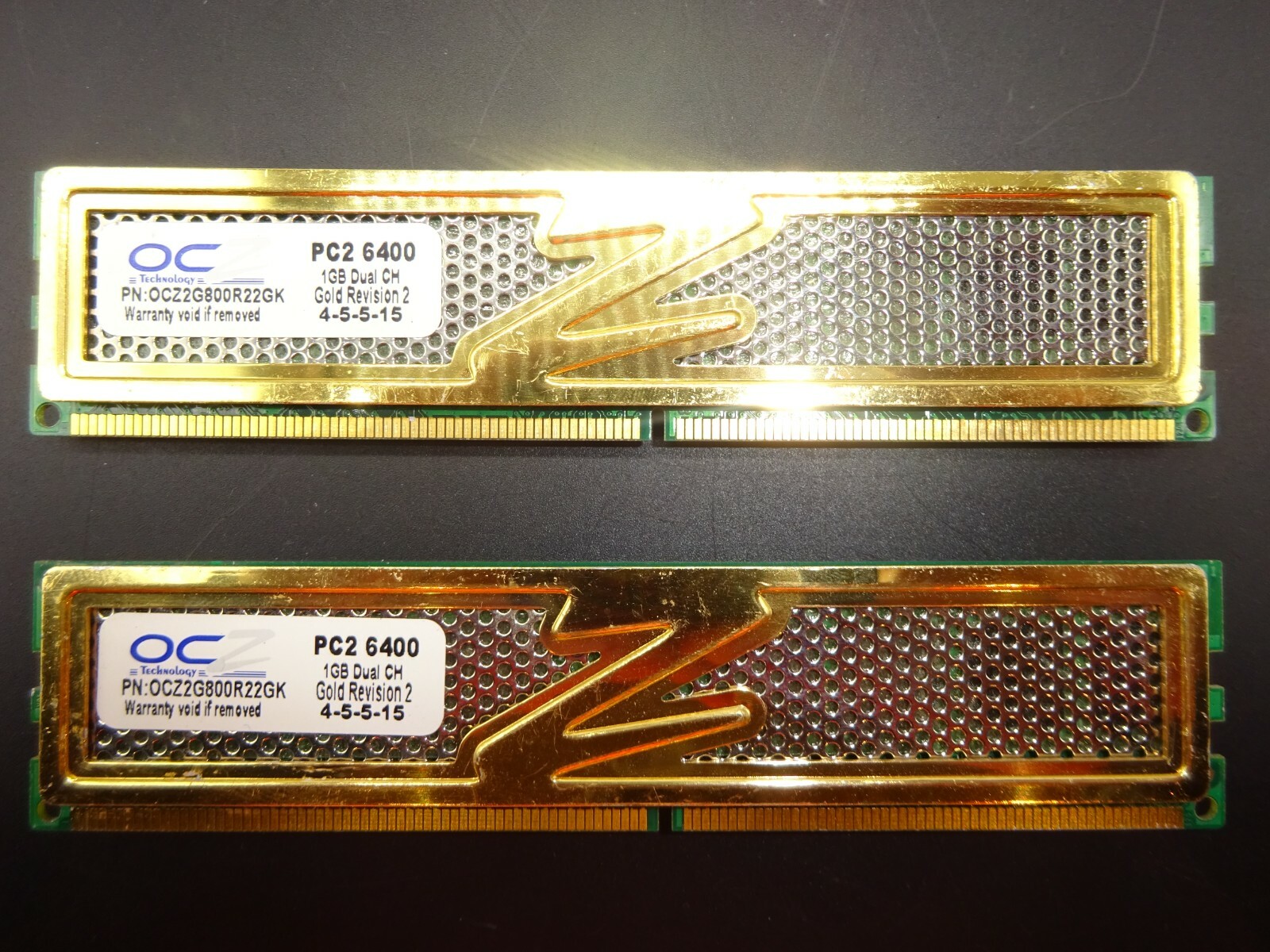 OCZ 2GB (2x1GB) DDR2 OCZ2G800R22GK PC2 6400 Gold Revision 2 4-5-5-15 #R1168