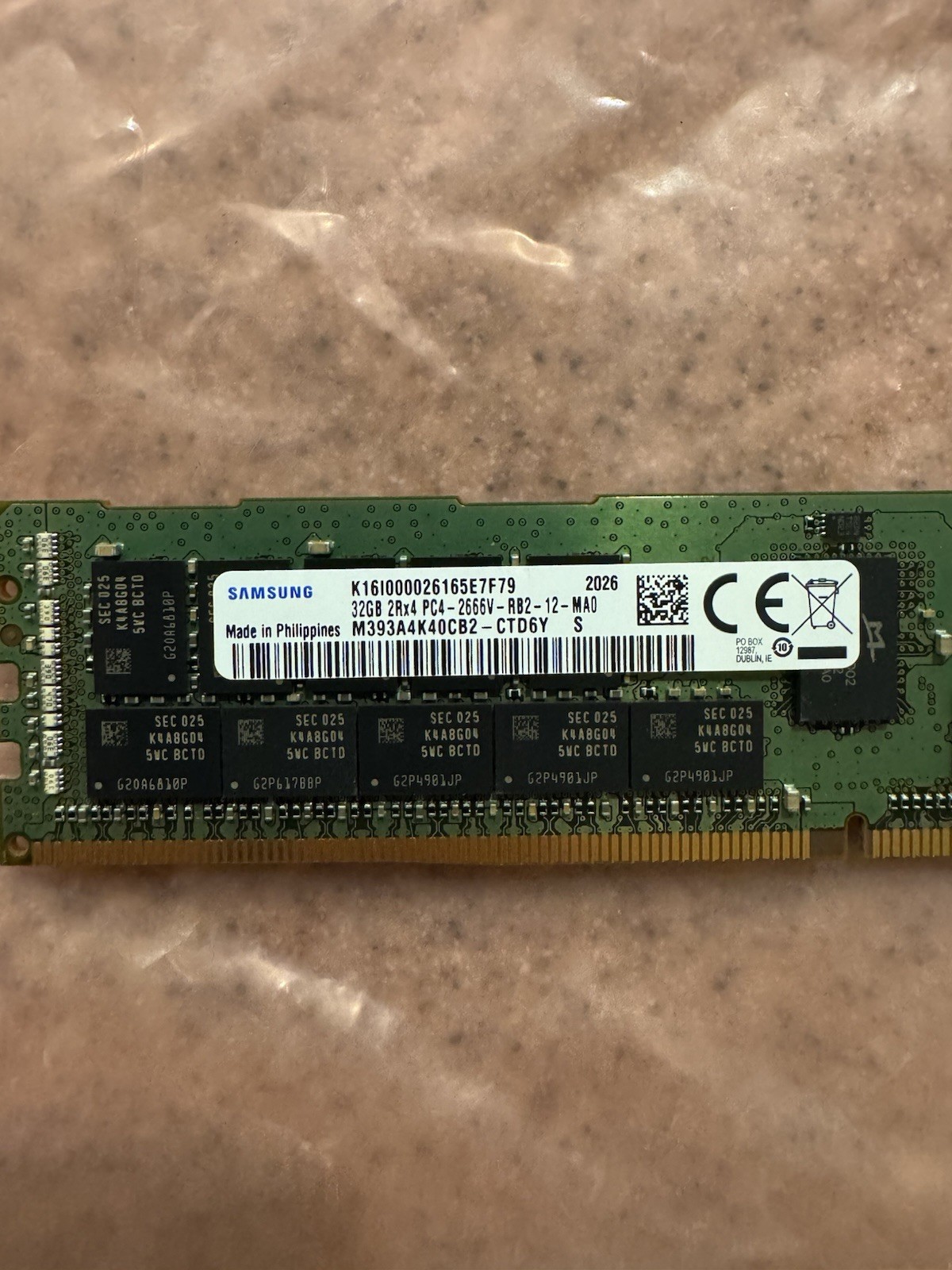 Samsung 32GB DDR4-2666 ECC RDIMM M393A4K40CB2-CTD7Y 2Rx4 Server RAM