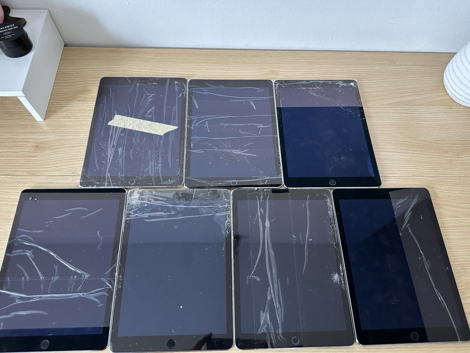 7x Apple iPad Air 2 Tablet A1566 – School Engraved – Untested – Cracked