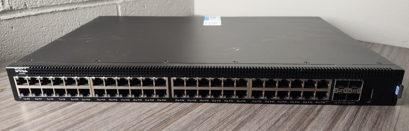 Dell | X1052 | E12W - 48 Port Gigabit 4xSFP 10GbE Managed Ethernet Switch