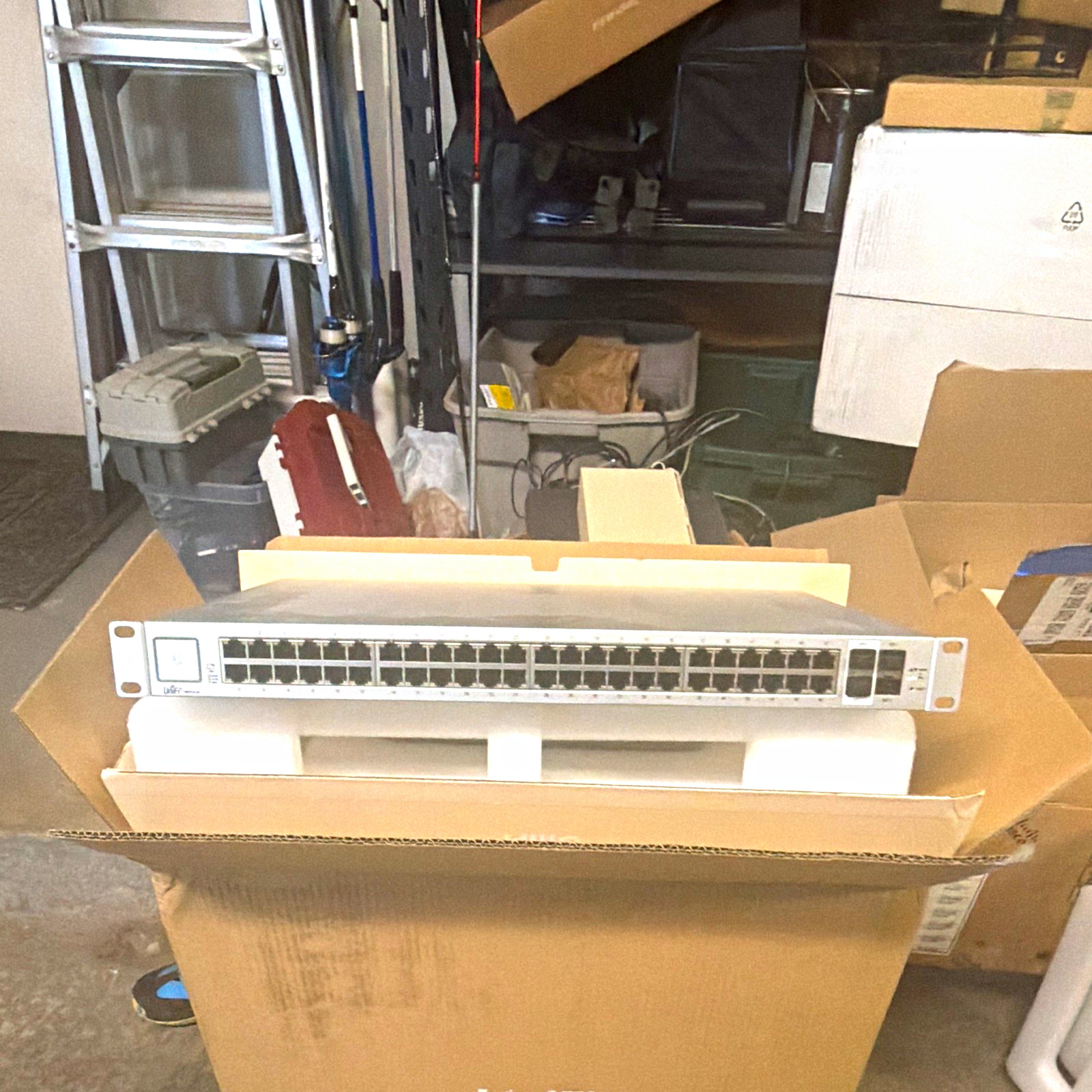 Ubiquiti UniFi Switch 48 US-48 48-Port Gigabit Fully Managed L2 Rackmount 1U