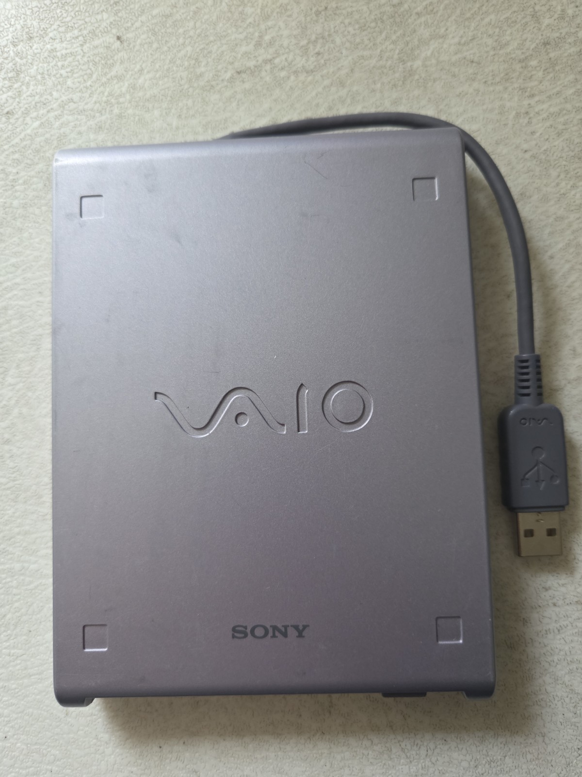 **** Sony Vaio PCGA-UFD5 3.5" Floppy Disk Drive External USB Silver 2003 Vintage