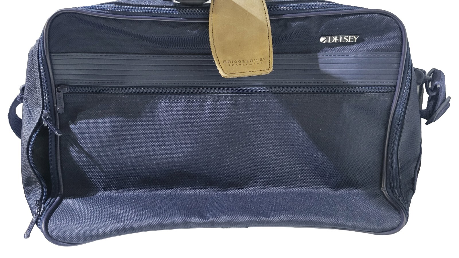 Delsey laptop computer/ messenger bag/ 17”/ Blue