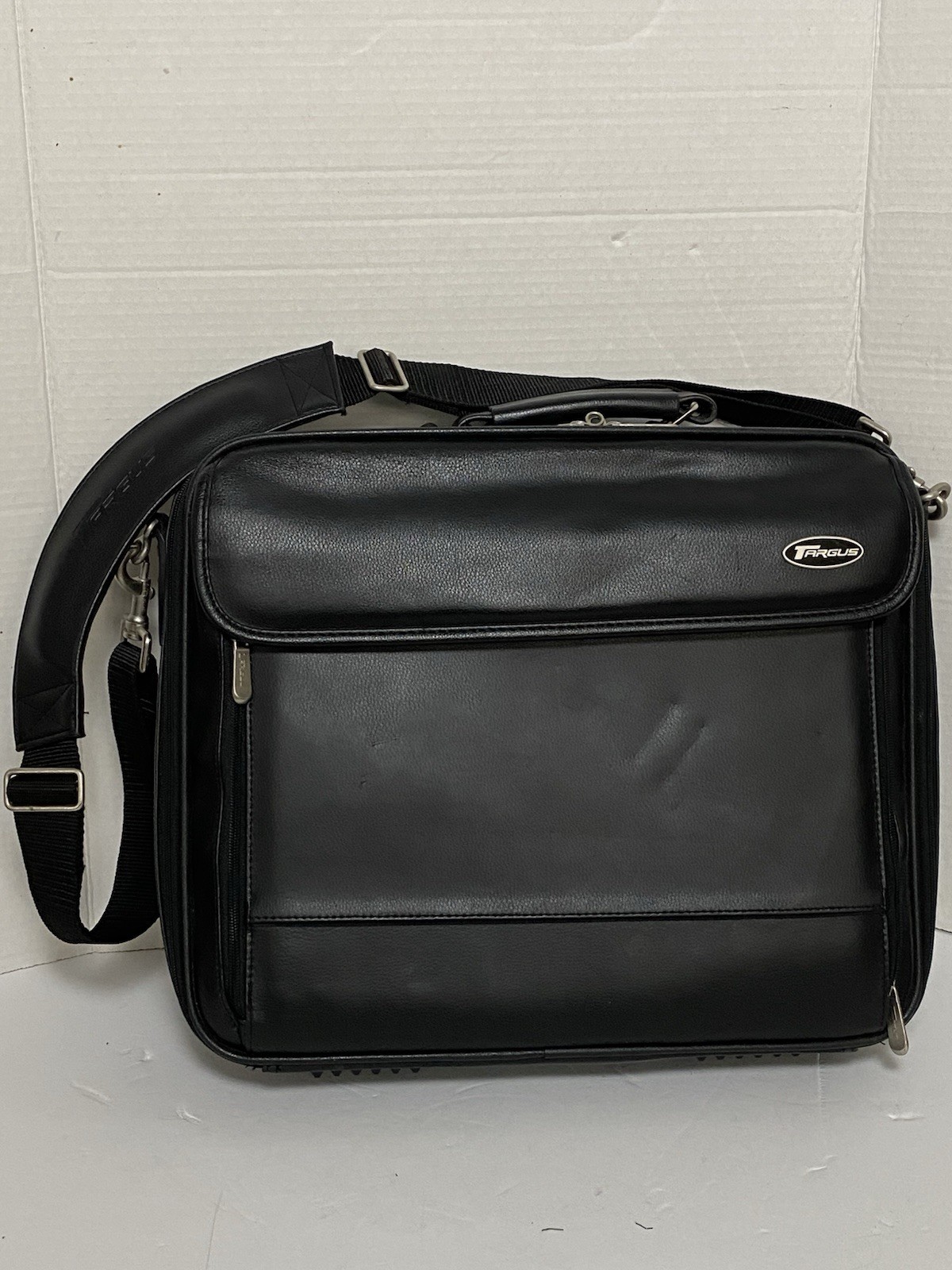 Targus Laptop Notebook Tablet Computer Carry Bag Business School Briefcase Black