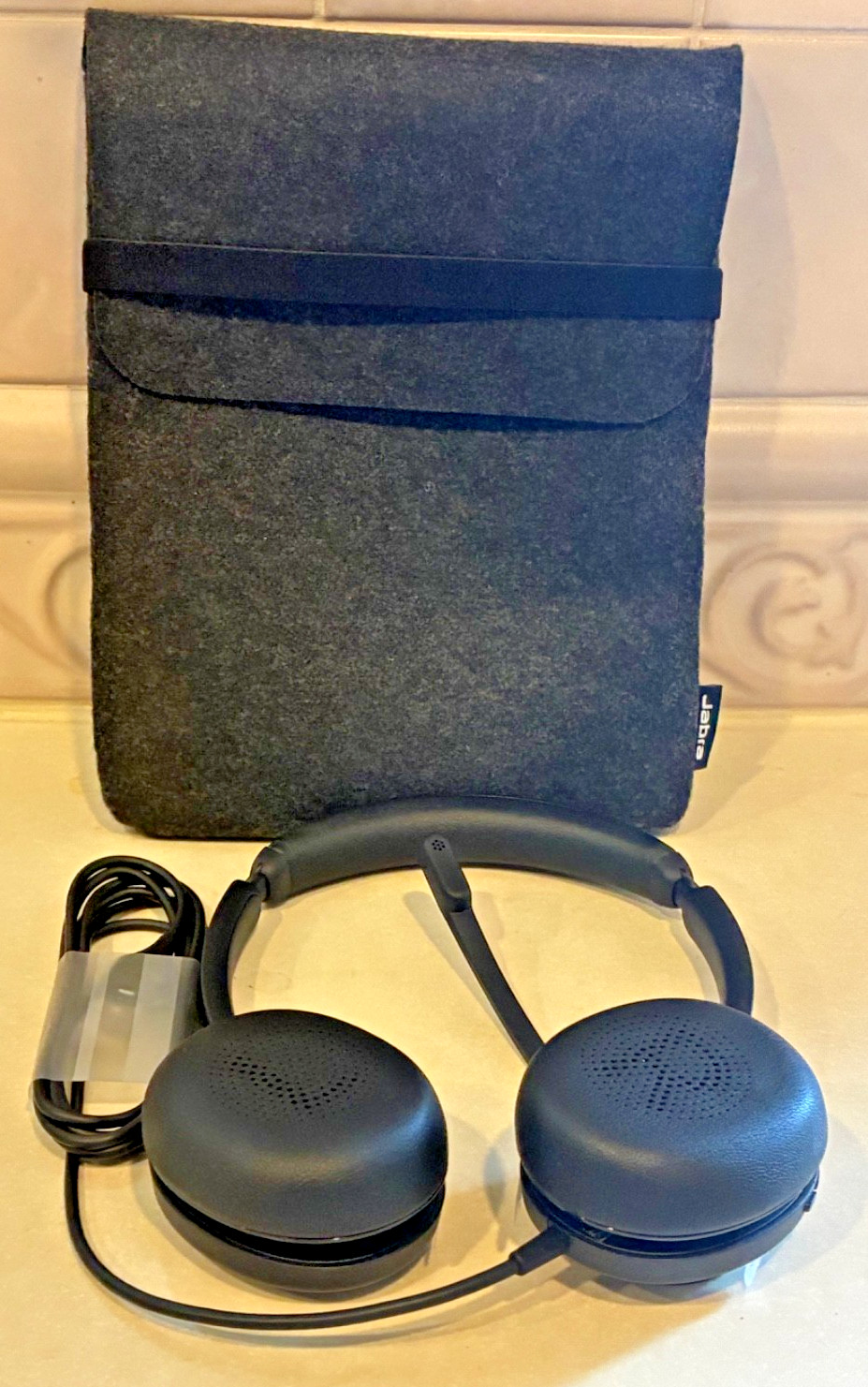 Jabra GN Evolve2 30 Headset with Dongle Teams/Zoom/Skype Brand New Unused
