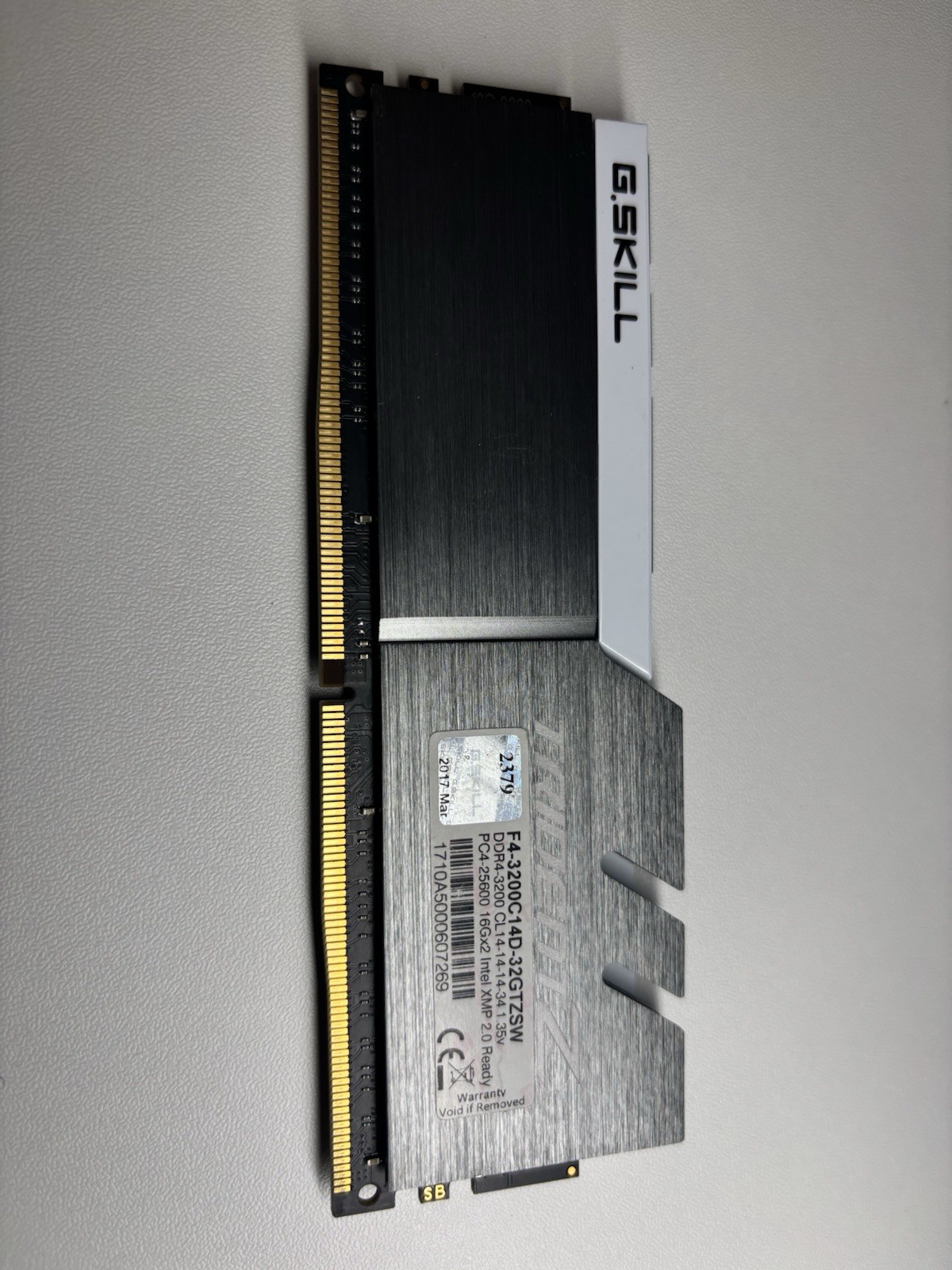 G.Skill F4-3200C14D-32GTZSW 16GB 3200MHz DDR4 Desktop Memory