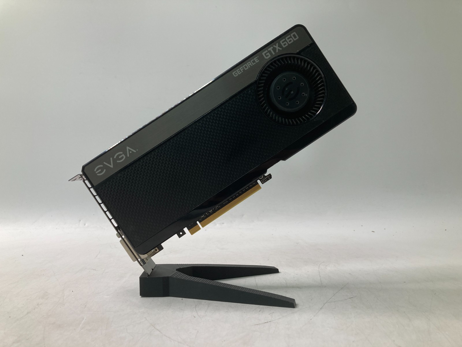 EVGA NVIDIA GeForce GTX 660 2GB GDDR5 Graphics Card -02G-P4-2662-KR