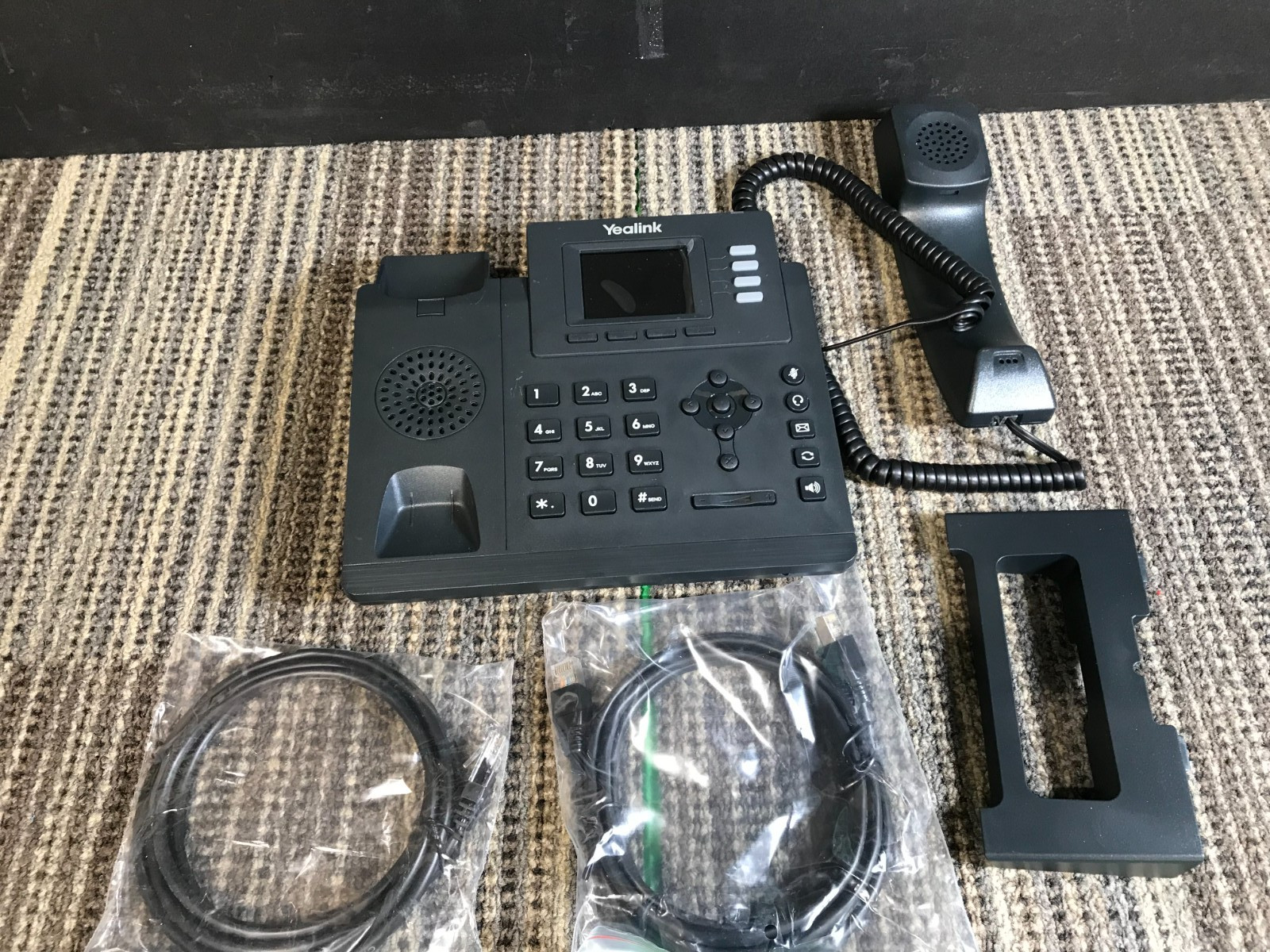 YEALINK CLASSIC IP PHONE SIP-T33G COMPLETE SET*
