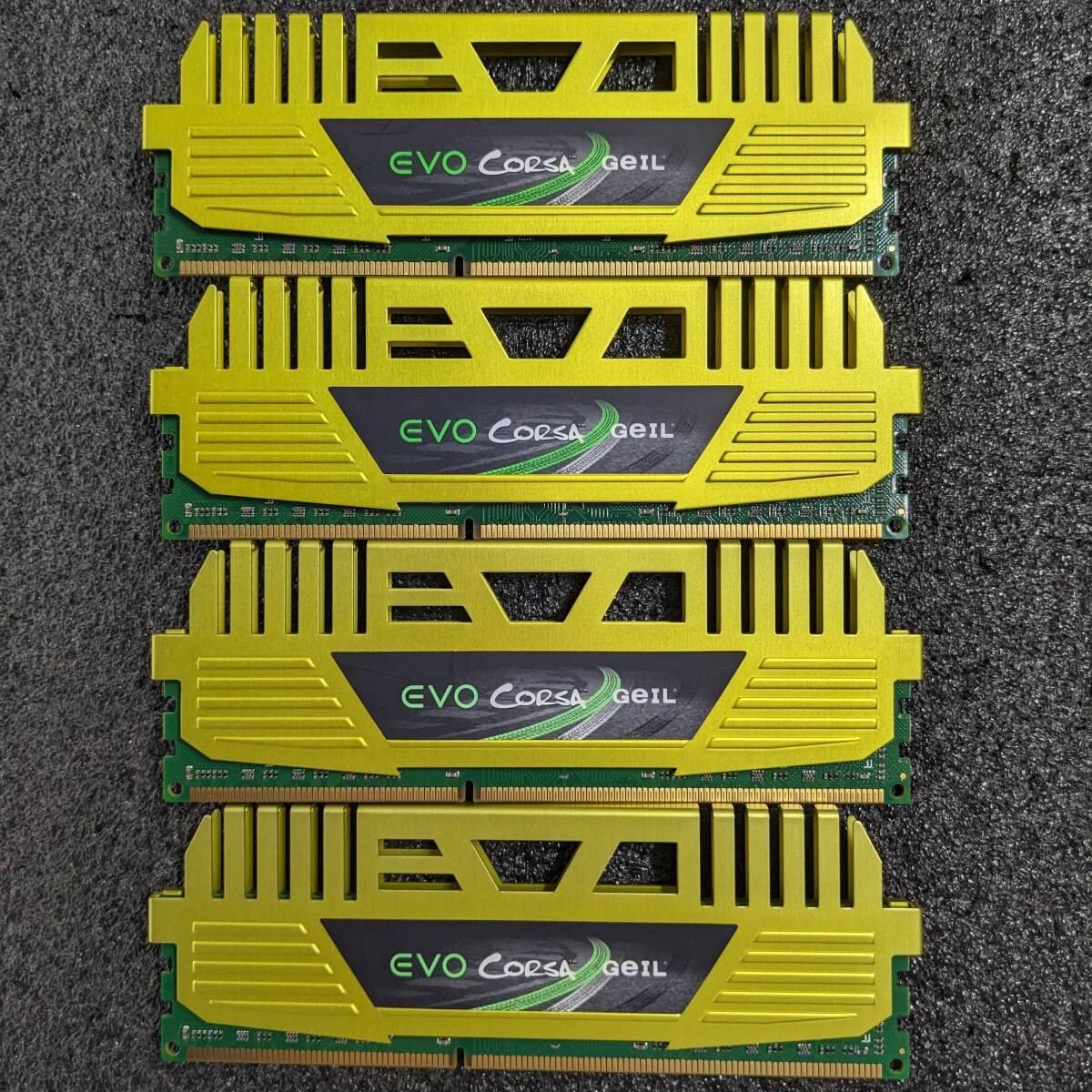Geil DDR3 16GB (8GB x 2) PC Memory RAM DDR3 1333MHz Used