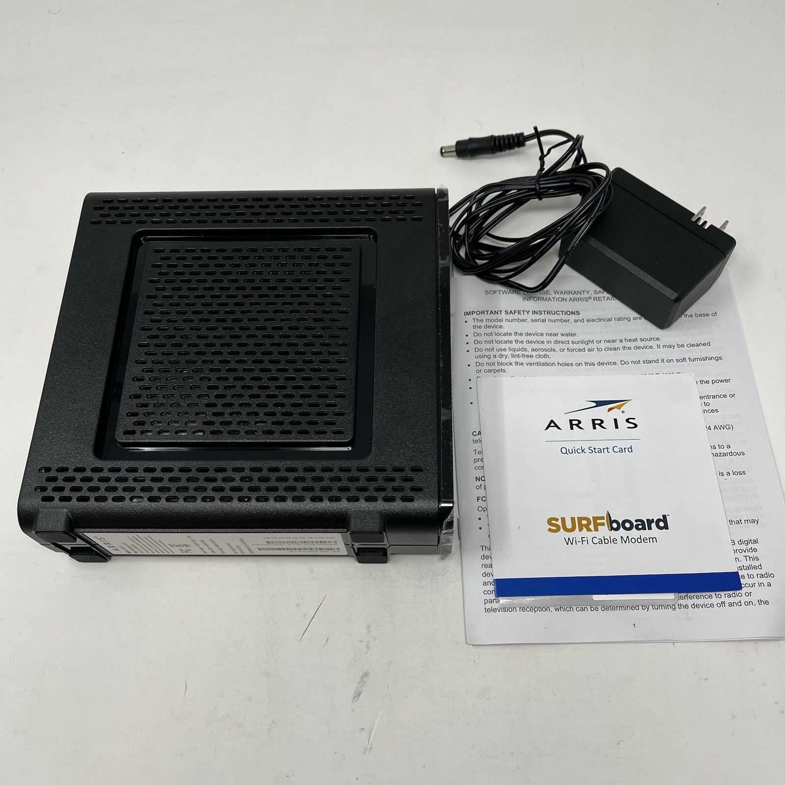 Used ARRIS SURFboard SBG10 DOCSIS 3.0 16x4 Gigabit Cable Modem & AC1600 Router