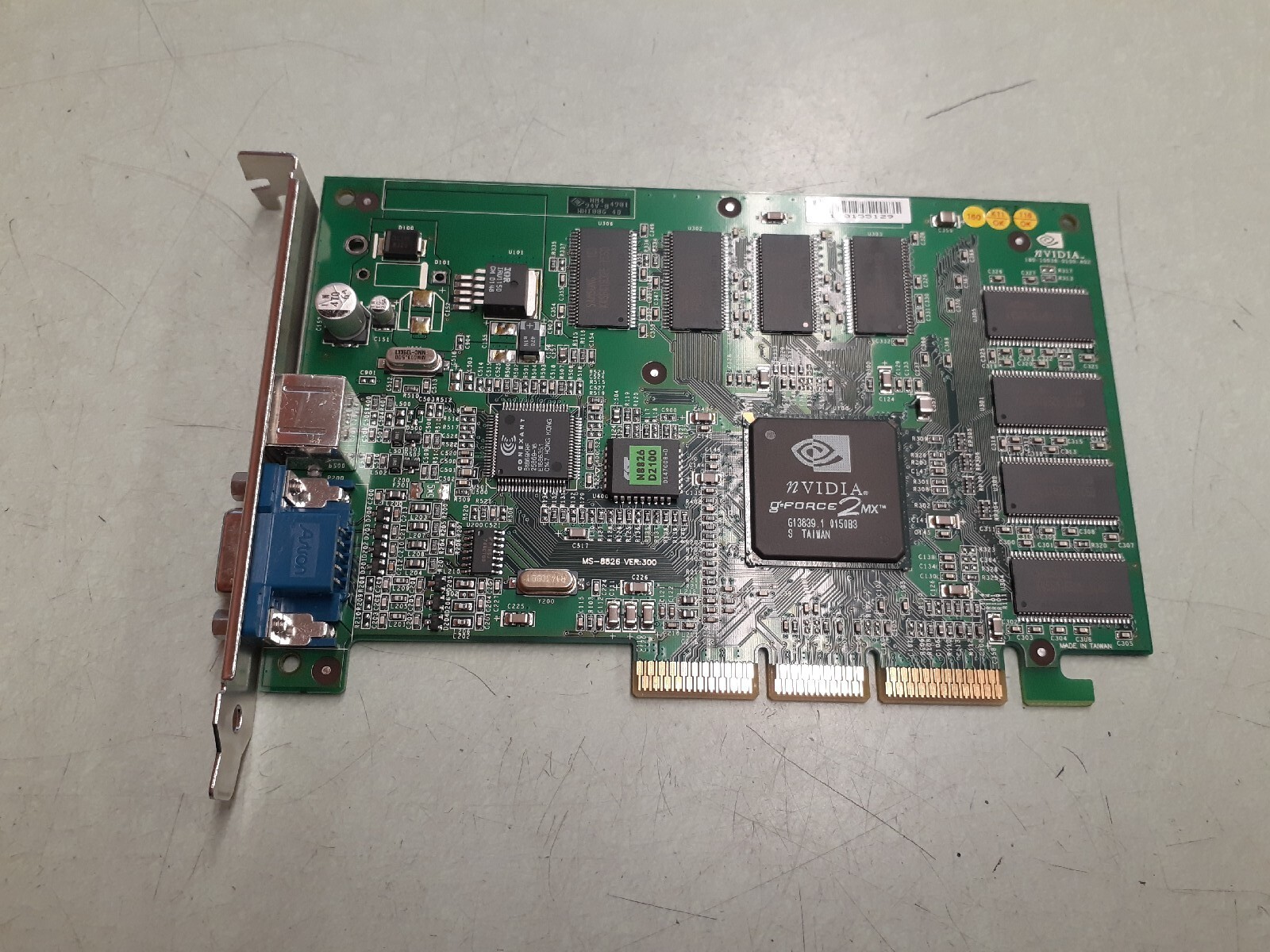 Nvidia 180-10036-0100-A02 64MB AGP 03K595