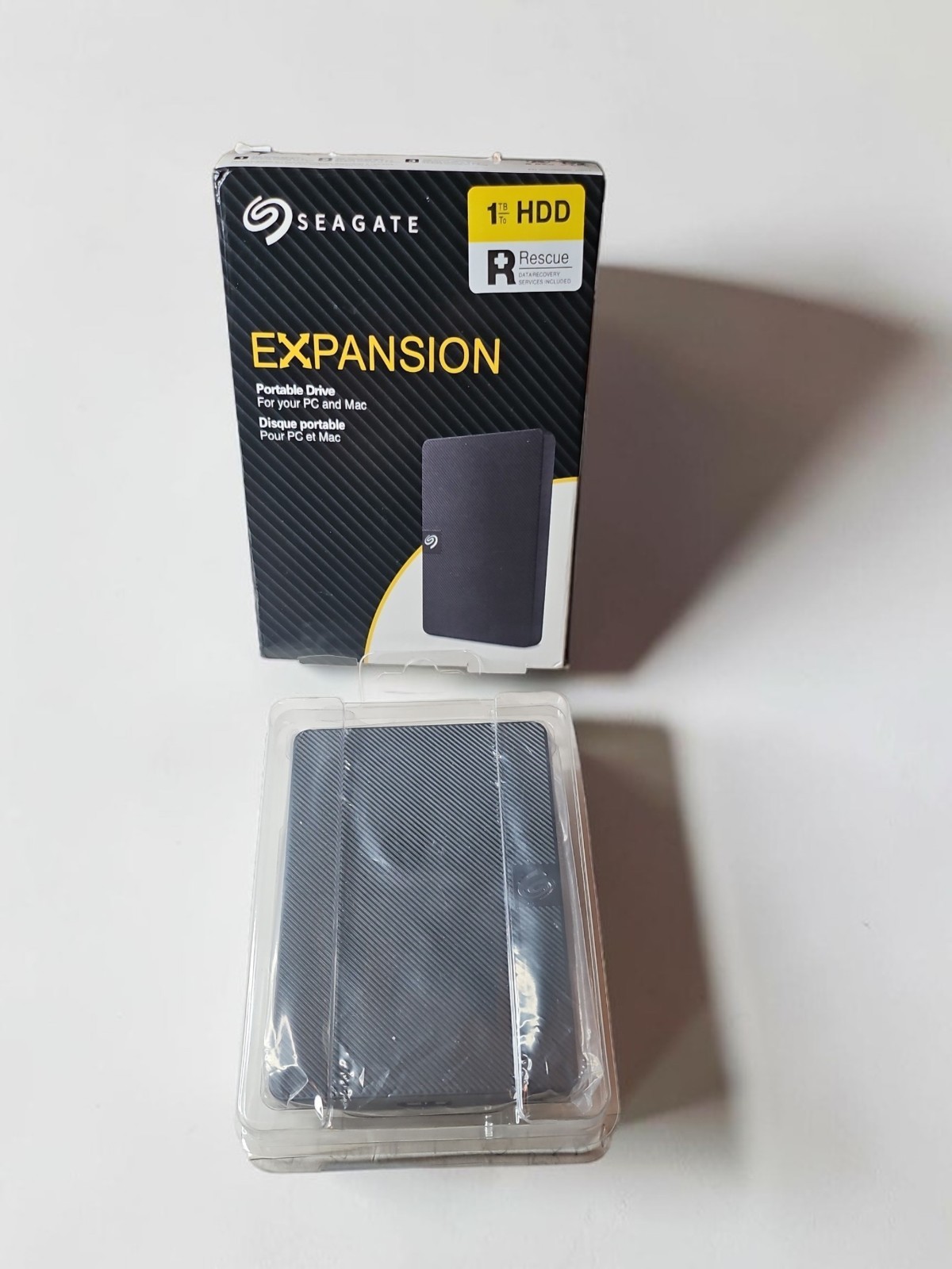 Seagate STKM1000400, 1TB, 5400 RPM, 2.5 inch Expansion Hard Drive New Open Box