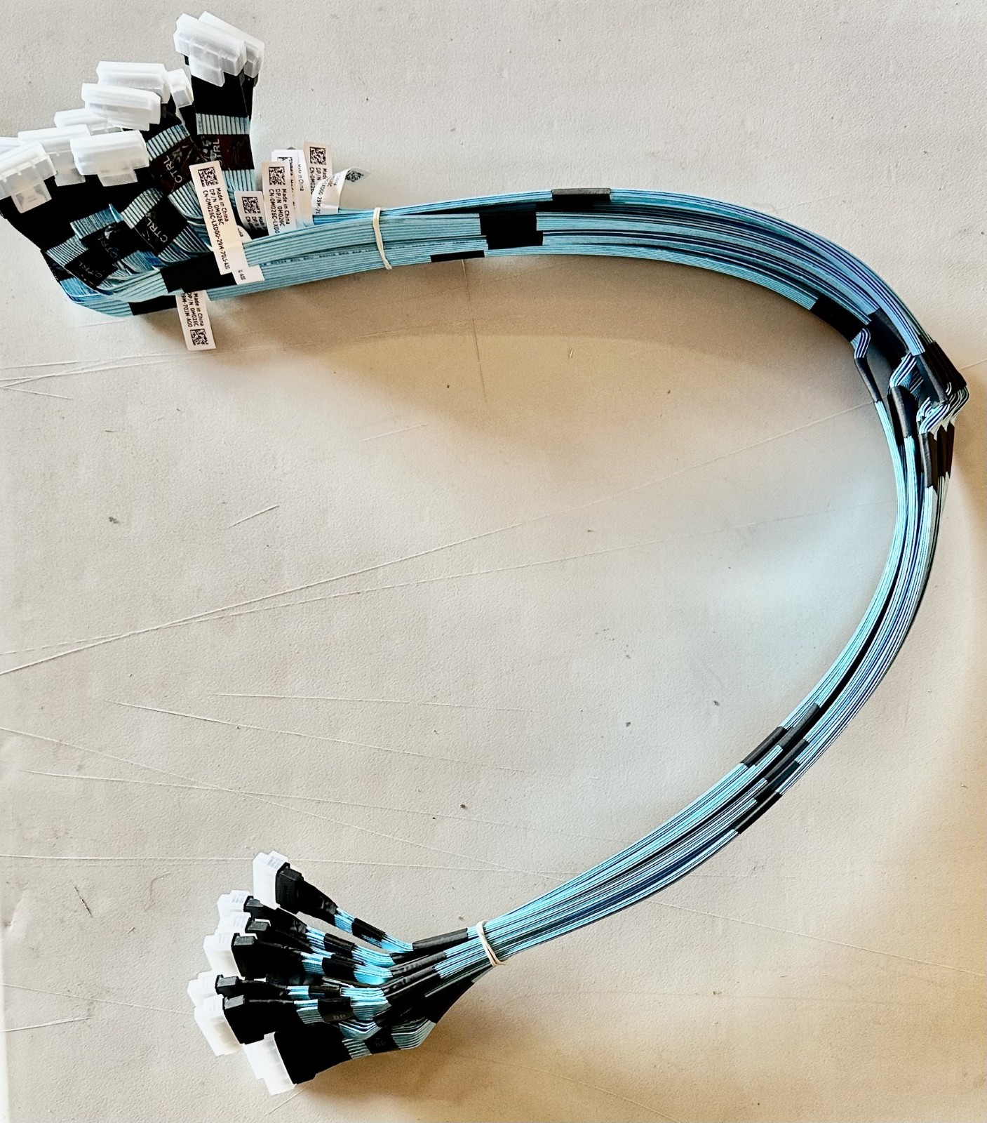 NEW Dell OEM 0M026C Server R640 10 Bay Backplane Expansion Cable AMA01 M026C