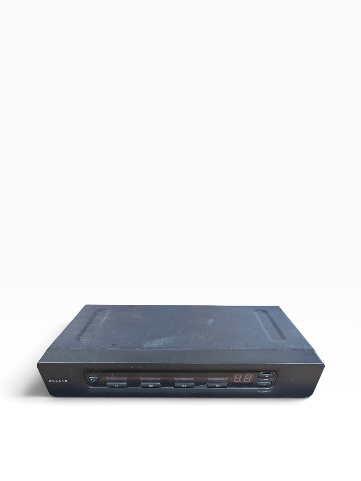 Belkin OmniView SE Plus 4-Port KVM Switch F1DZ104T w/ Power Adapter