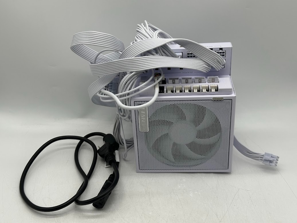Lian Li EDGE GOLD 1000 Watt 80 Plus Gold ATX Fully Modular Power Supply (White) 