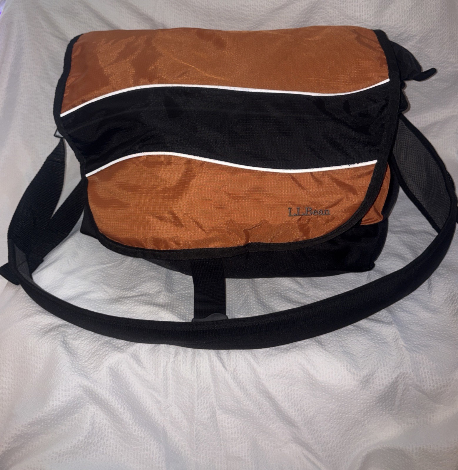 LL Bean Travel Messenger Laptop Cross Body Bag Orange/Black Multi Compartments