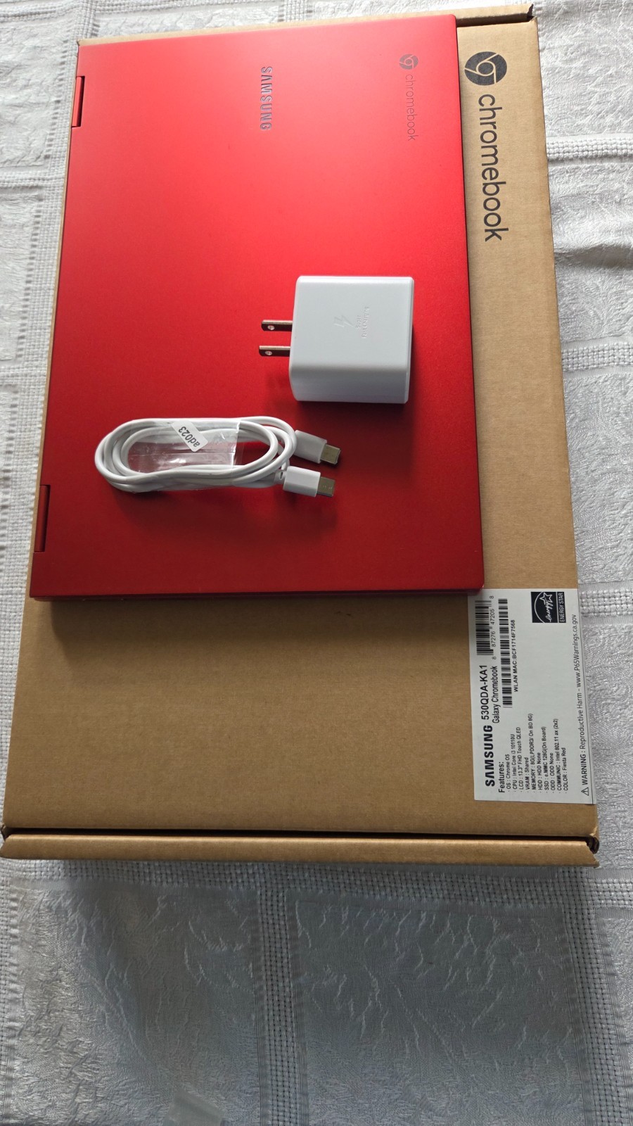 Samsung Galaxy Chromebook 2 13.3" QLED Touch Intel Core i3 8GB 128GB Fiesta Red