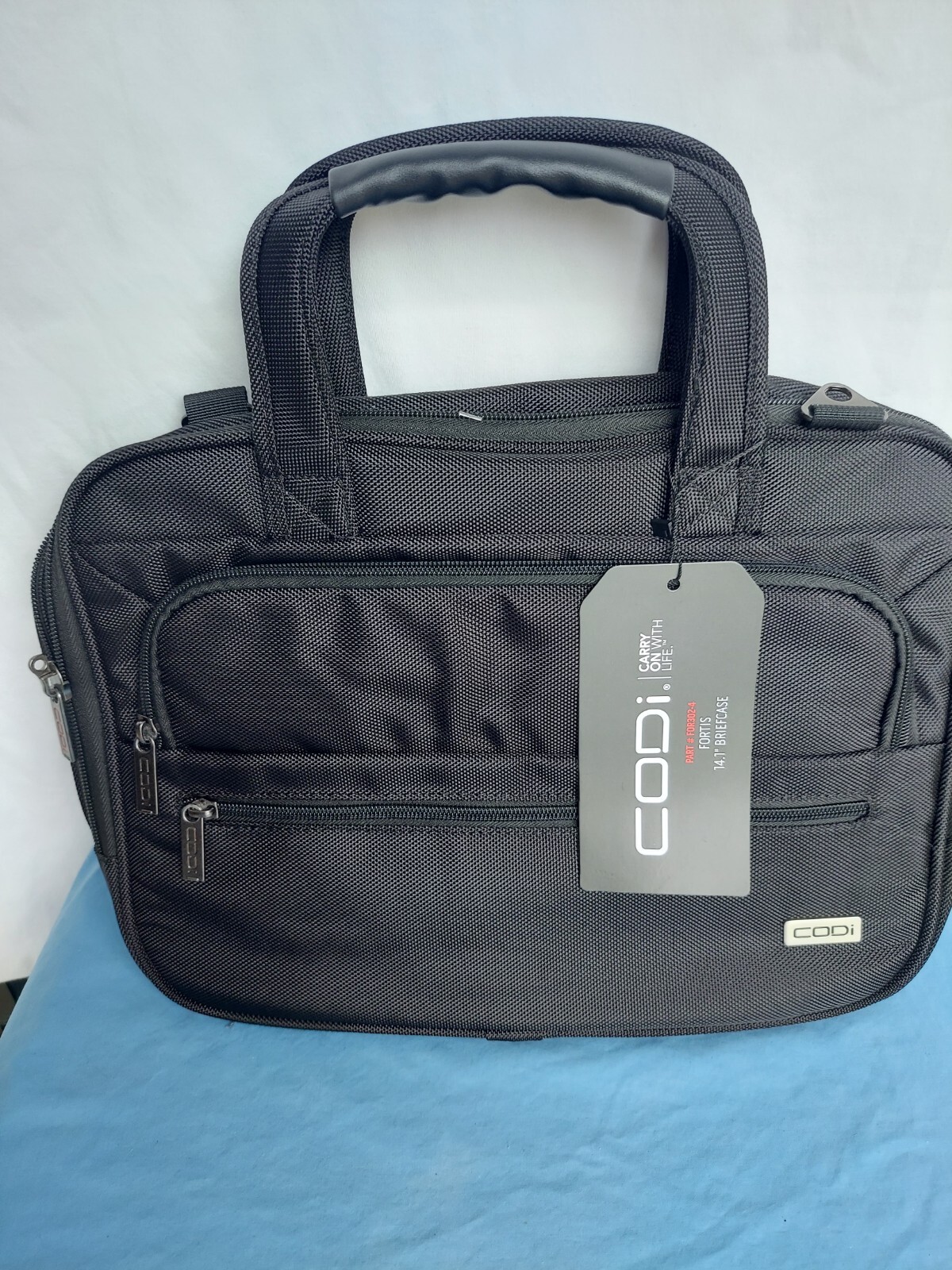NEW Codi FOR302-4 Fortis 14.1" Executive Briefcase Laptop Usb charge passthrough