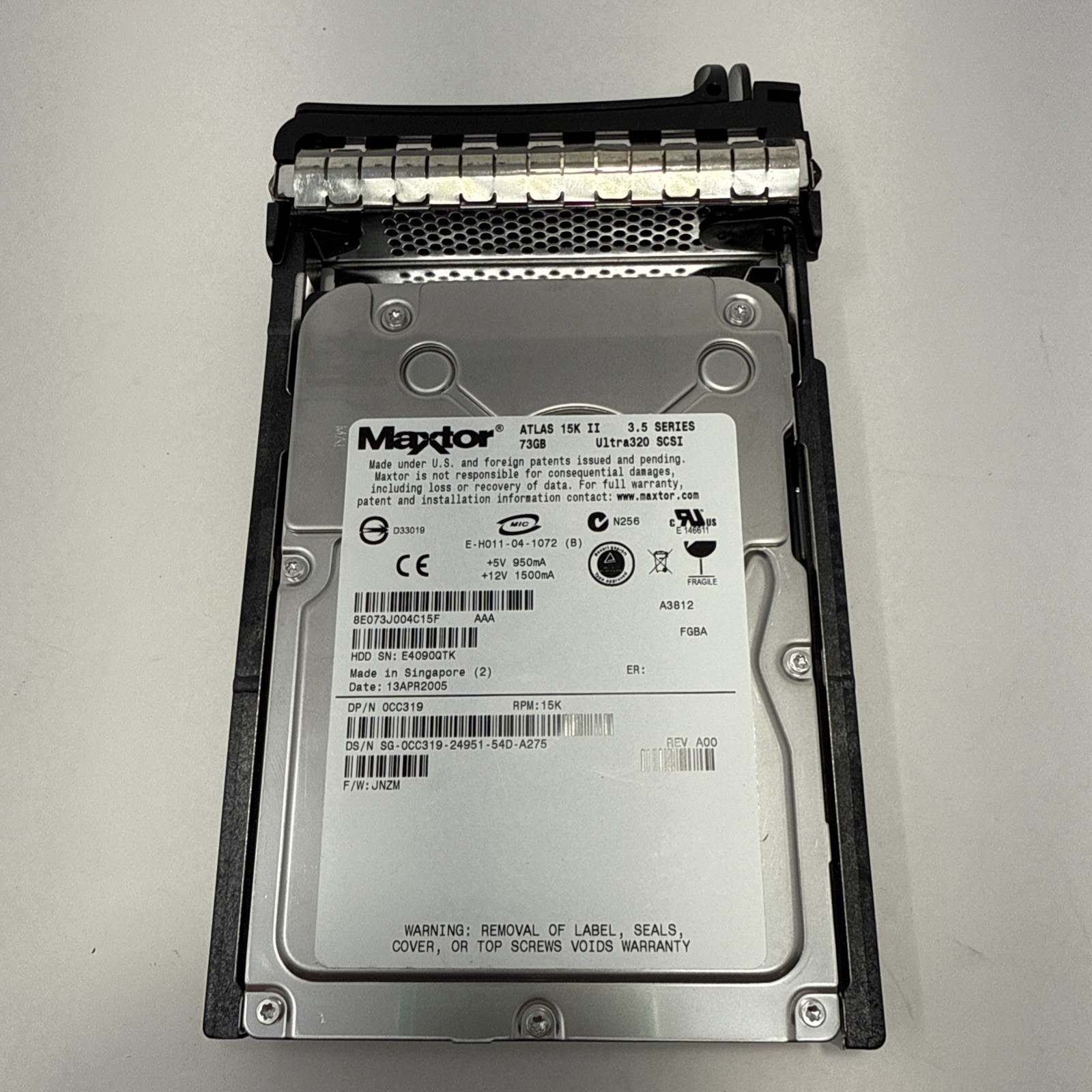 DELL Maxtor Atlas 15K II 73GB Ultra320 SCSI HDD F/W: JNZM 8E073J004C15F