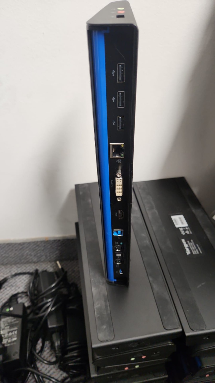Targus Universal 3.0 DV Docking Station - ACP71EUZ - Targus DisplayLink