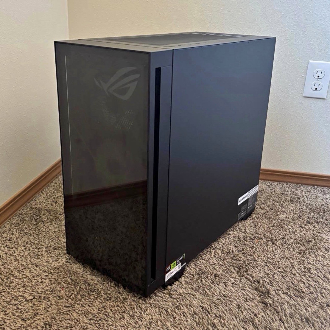 ASUS ROG GM700 Gaming Desktop Ryzen 7 8700F 32GB RTX 5060 Ti 1TB SSD