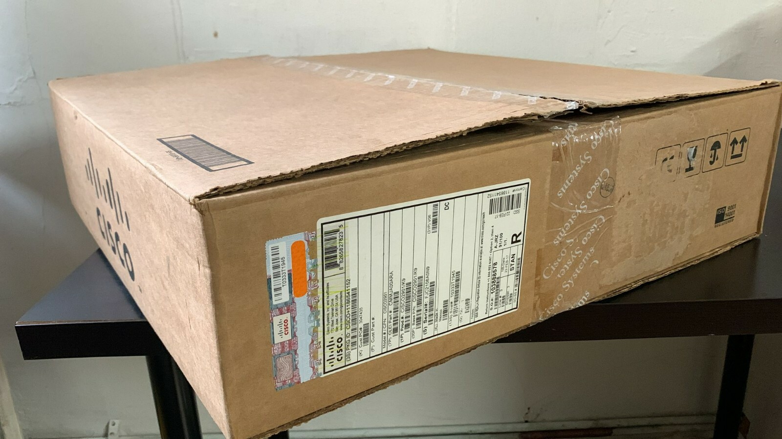 New Open Box CISCO2901/K9 2901 2-Port Gigabit Wired Router