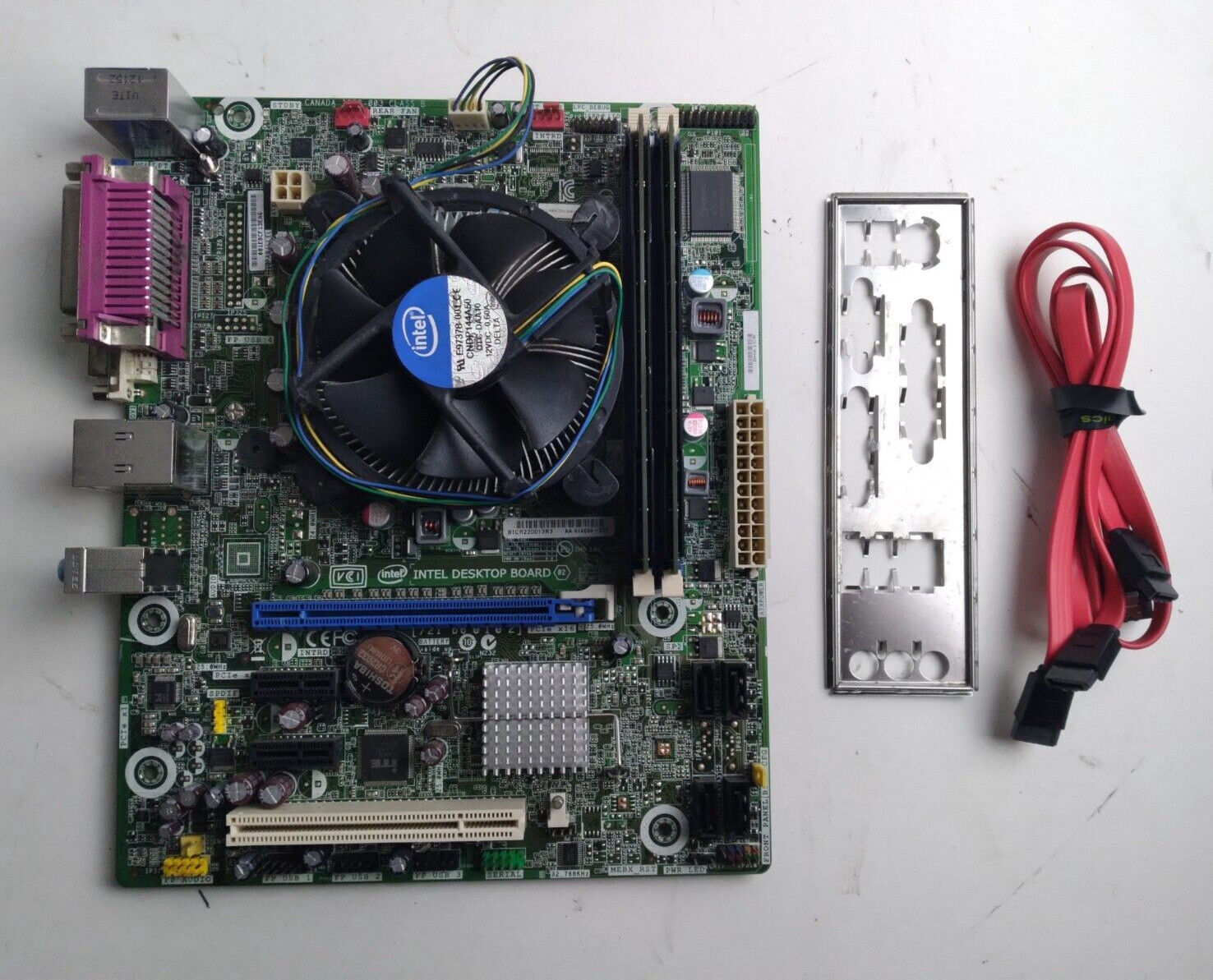 INTEL Desktop Board DH61WW w/i5-2550K,16GB RAM, 2x SATA Cables & IO Sheild *READ