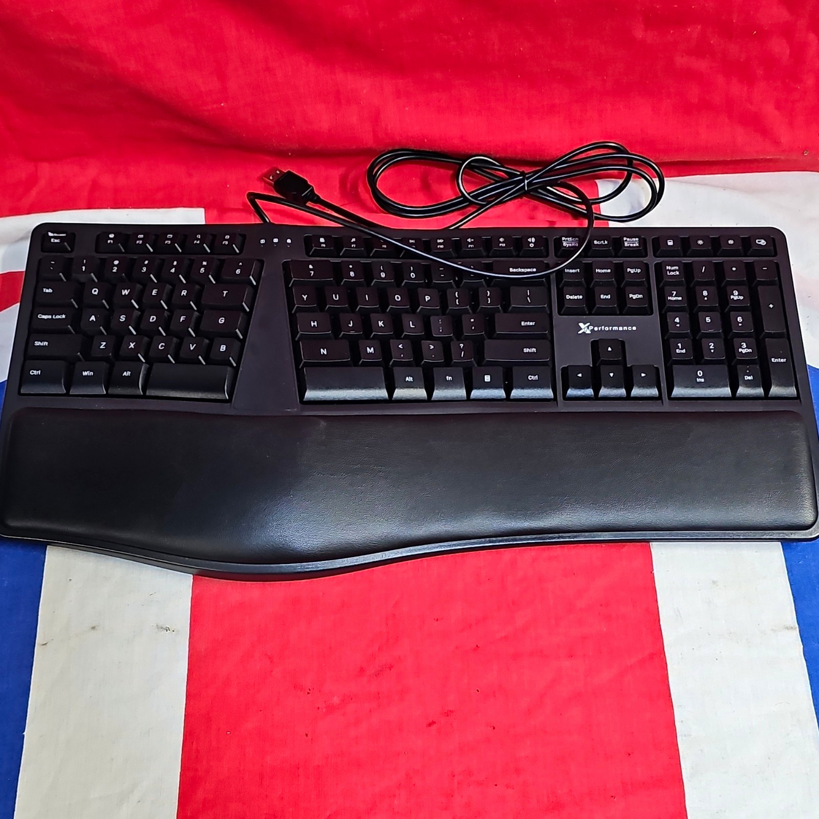 Xperformance X9ERGOKEY Wired USB Ergonomic Keyboard Black Wrist Rest QWERTY EN