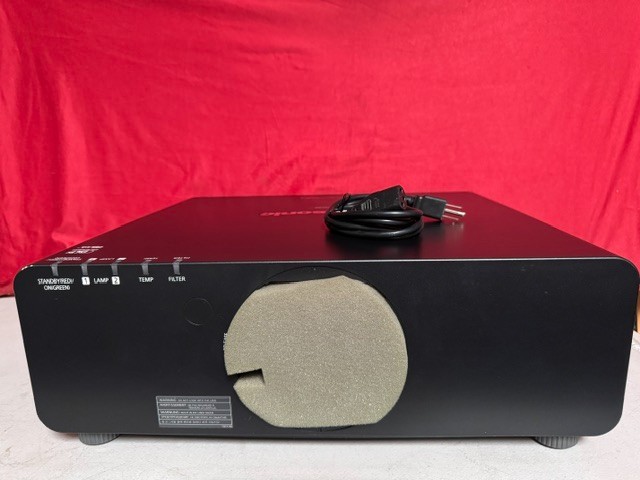 Panasonic DZ6700 (PT-DZ6700U) WUXGA Home Cinema DLP Projector