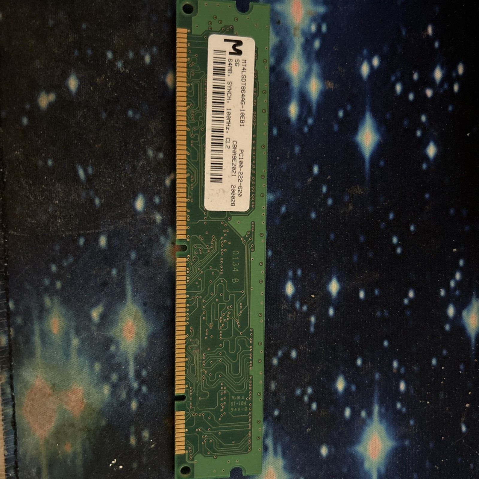 Micron - MT4LSDT864aG-10EB1 64MB PC100-222-620 / 64MB - 100MHz - CL2 Very Nice