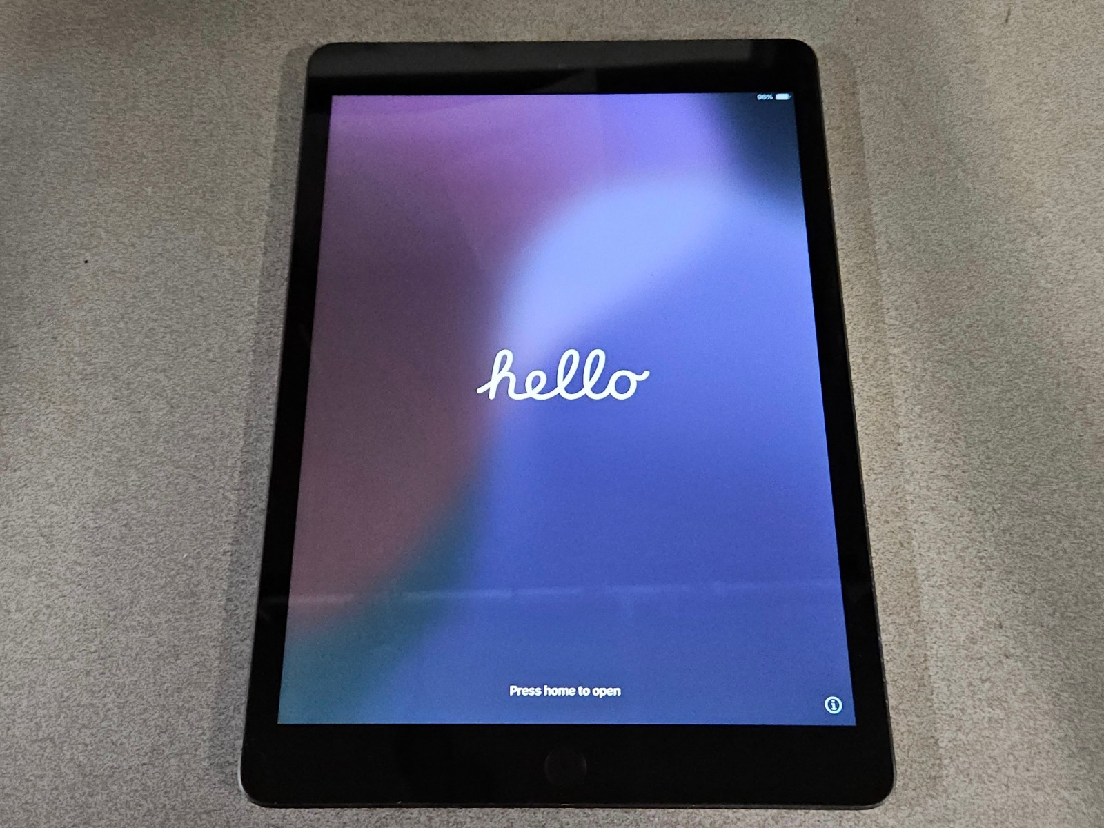 Apple A2197 iPad 7th Gen WiFi Black/Space Gray 32GB 10.2" Touchscreen Tablet