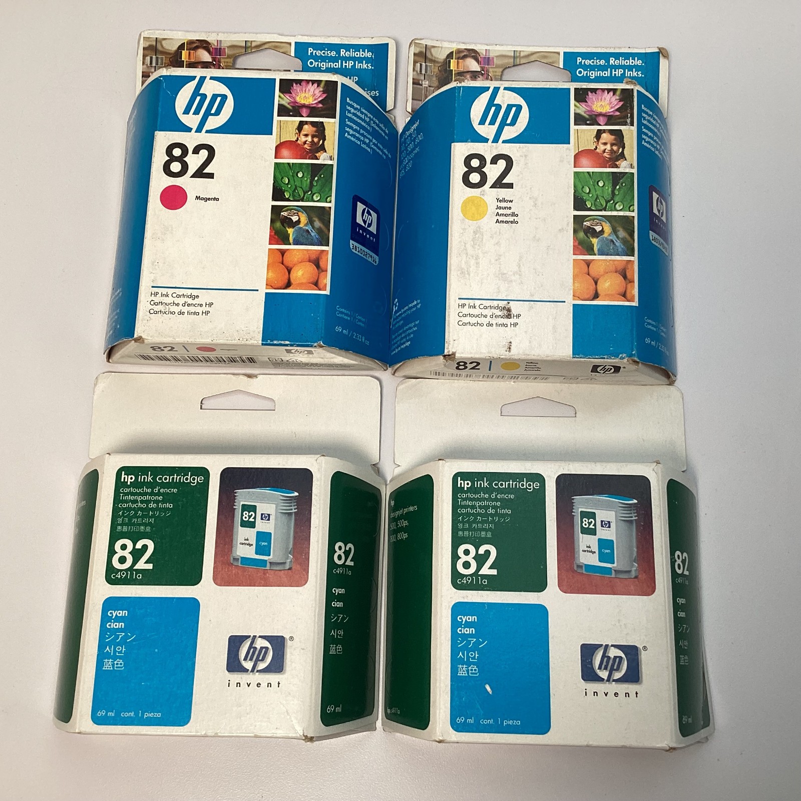 HP 82 Ink Cartridge Lot of 4 (2 Cyan, 1 Yellow, 1 Magenta) Exp 10/2002 - 06/2010