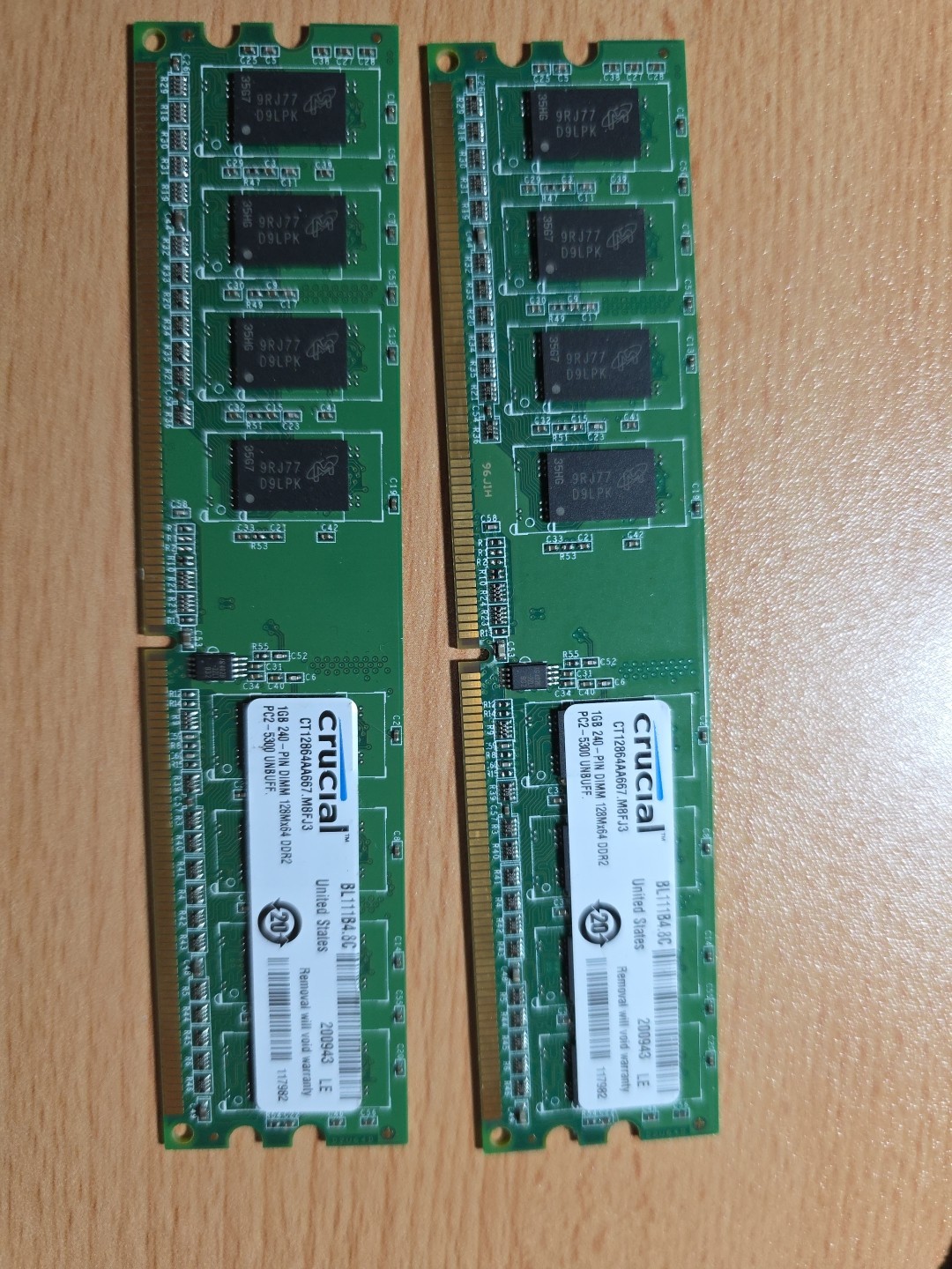 2GB 2x1GB PC2 5300 DDR2-667 CRUCIAL MICRON CT12864AA667.M8FM RAM MEMORY KIT DIMM