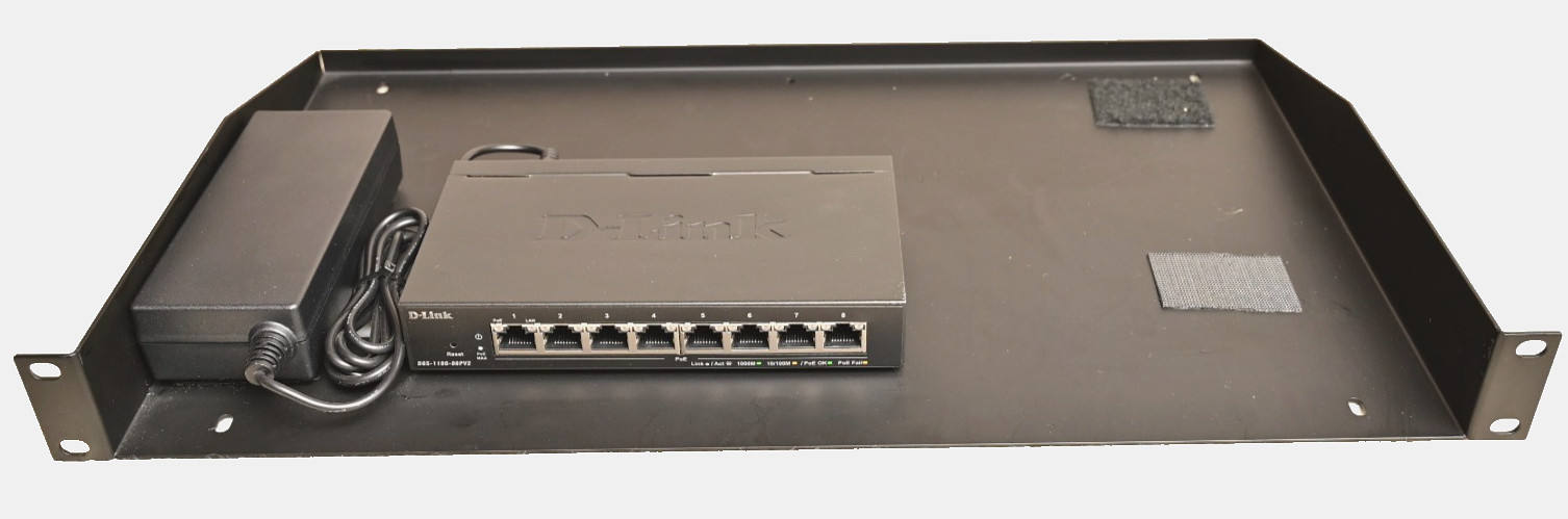 D-Link DGS-1008P 8-Port Gigabit PoE Switch & Middle Atlantic 1U Rack Shelf 10.5"