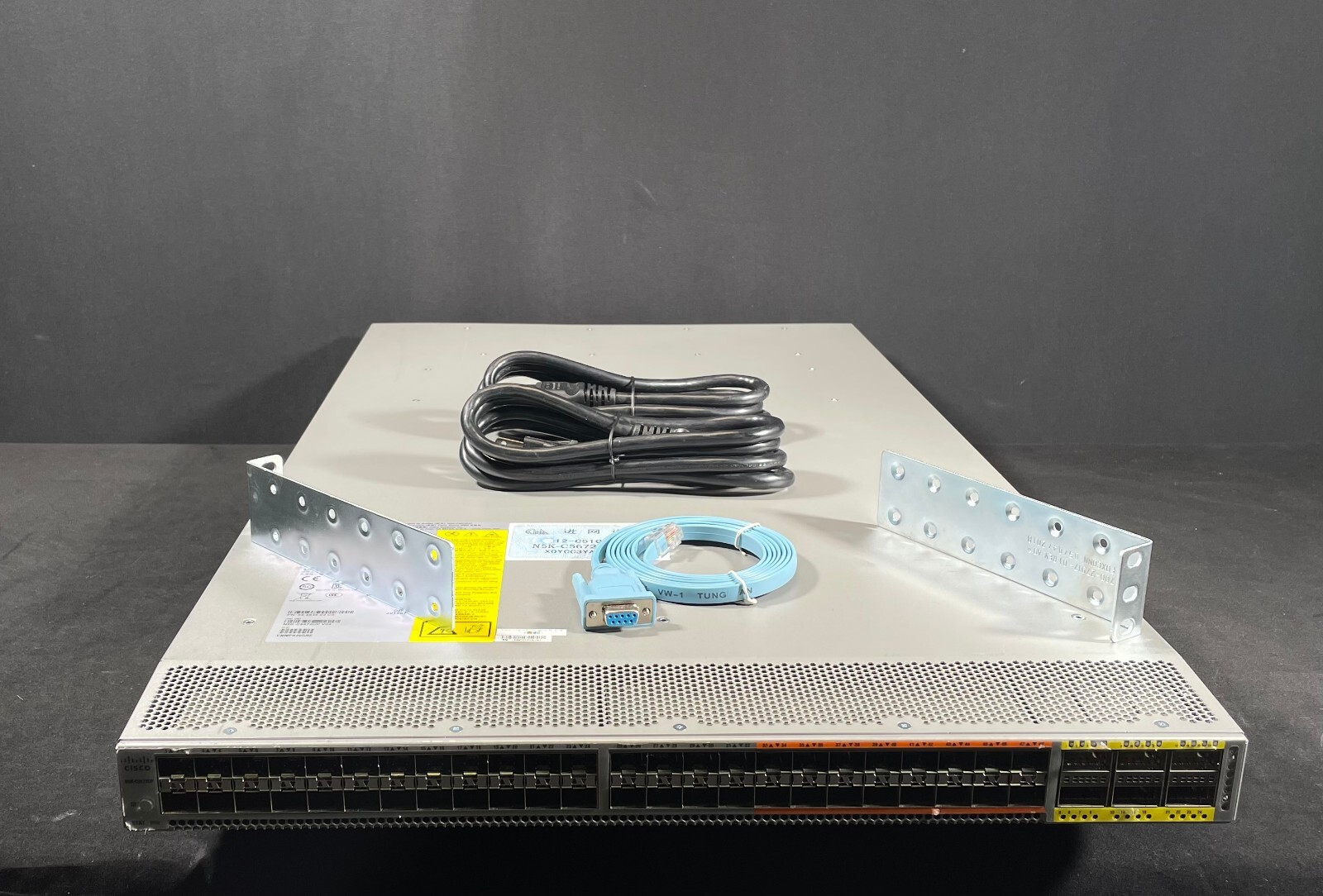 Cisco Nexus N5K-C5672UP 48x 10G SFP+  6x 40G QSFP+ Switch w/2x AC -Fast Ship