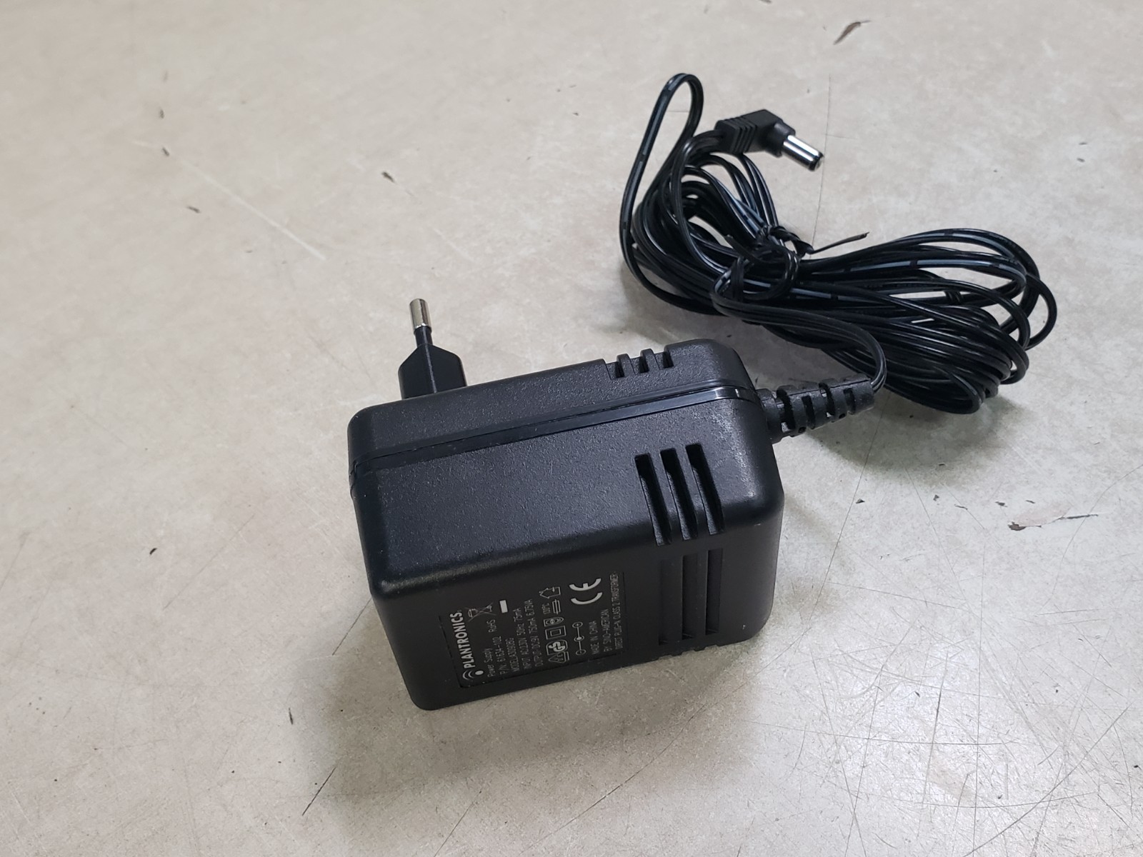 Original Charger AC PLANTRONICS 61634-102 A30908 9V 0.75A Adapter (EU PLUG)
