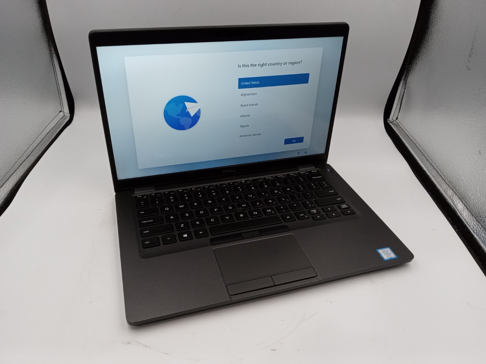Dell Latitude 5400 14" Touchscreen i5-8365U 4GB 128GB Windows 11 * READ * -RR