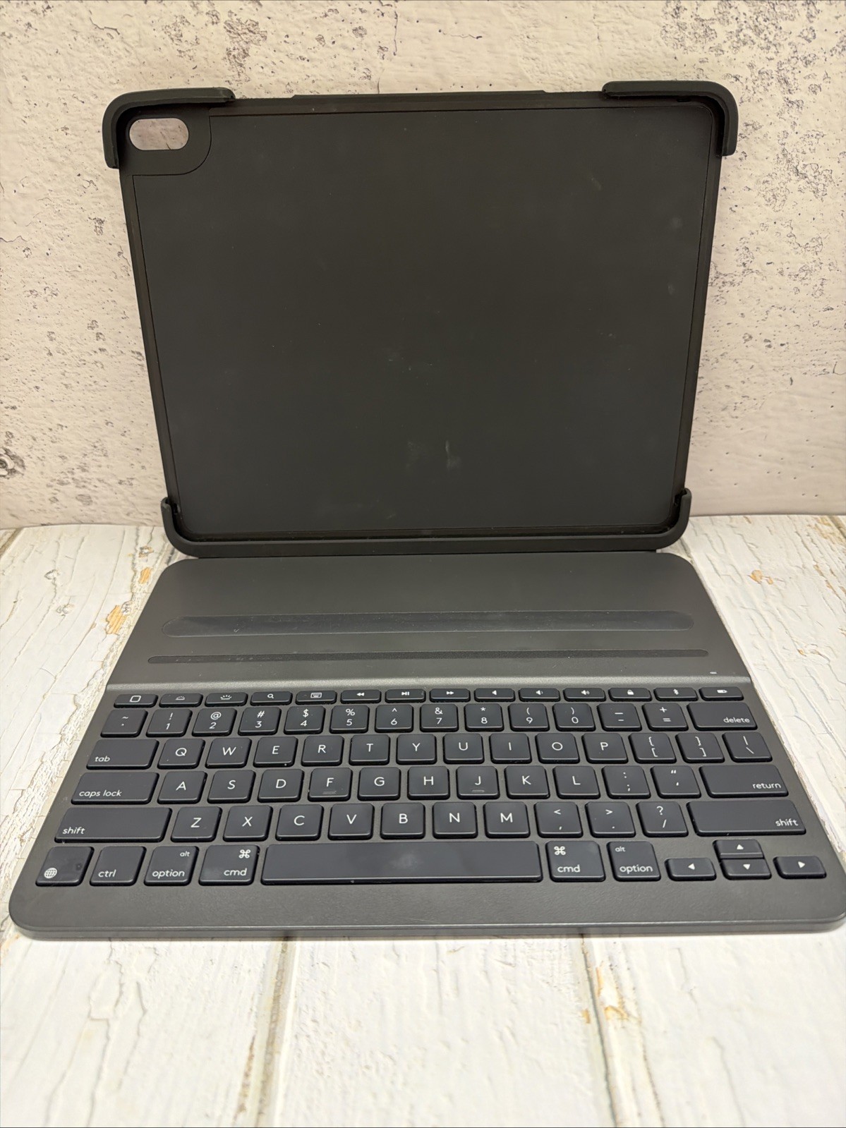 Logitech Slim Folio Pro (YR0070) Bluetooth Keyboard For iPad Pro Black